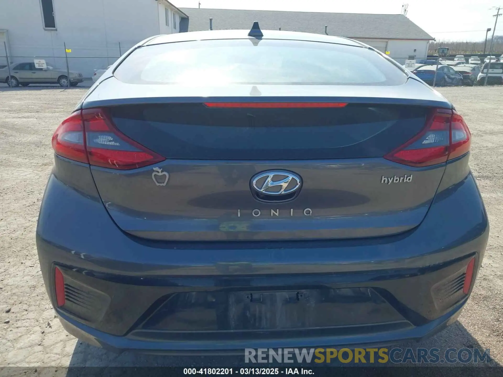 16 Photograph of a damaged car KMHC75LC1KU134132 HYUNDAI IONIQ HYBRID 2019