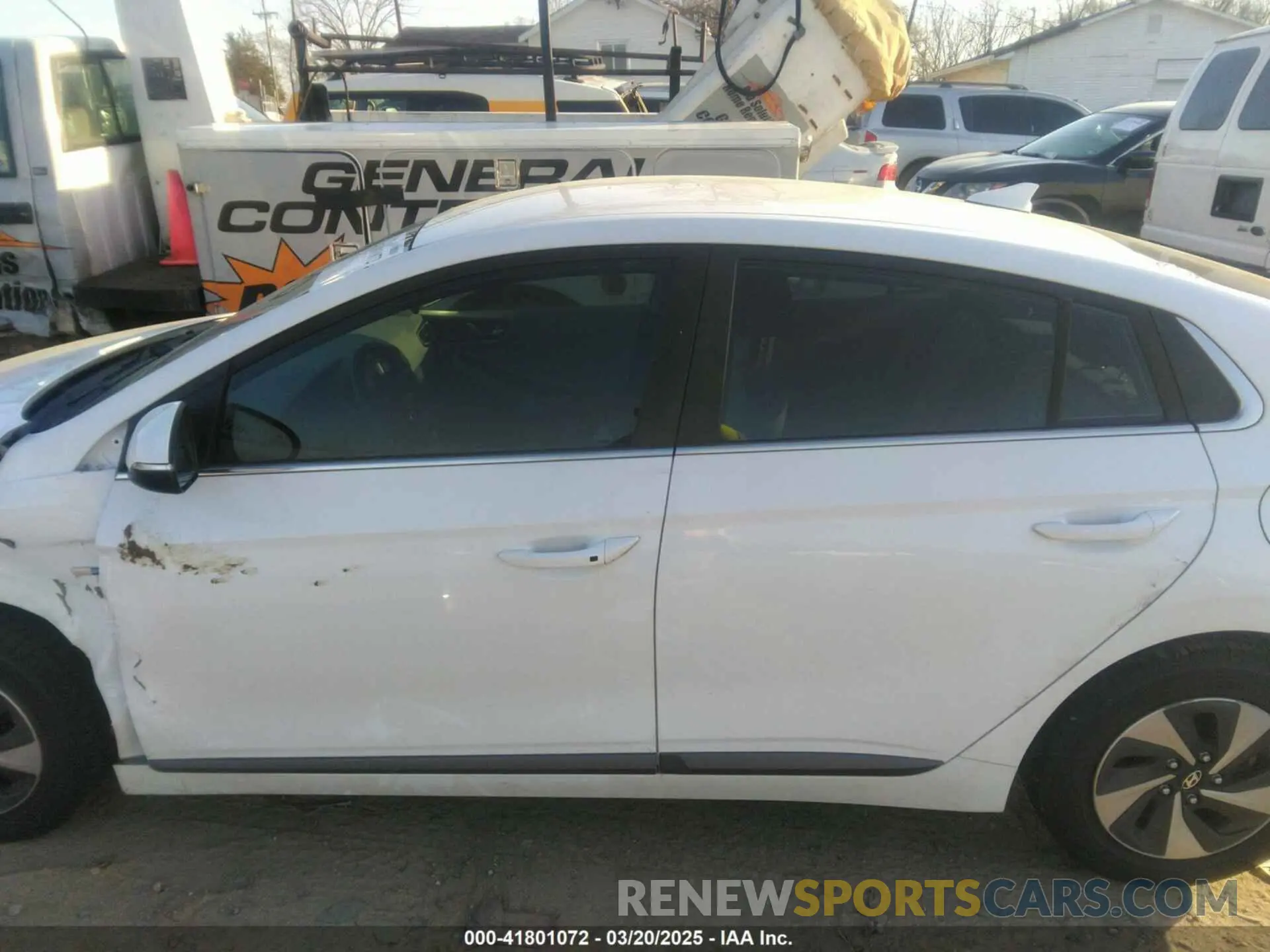 14 Photograph of a damaged car KMHC75LC2KU125357 HYUNDAI IONIQ HYBRID 2019
