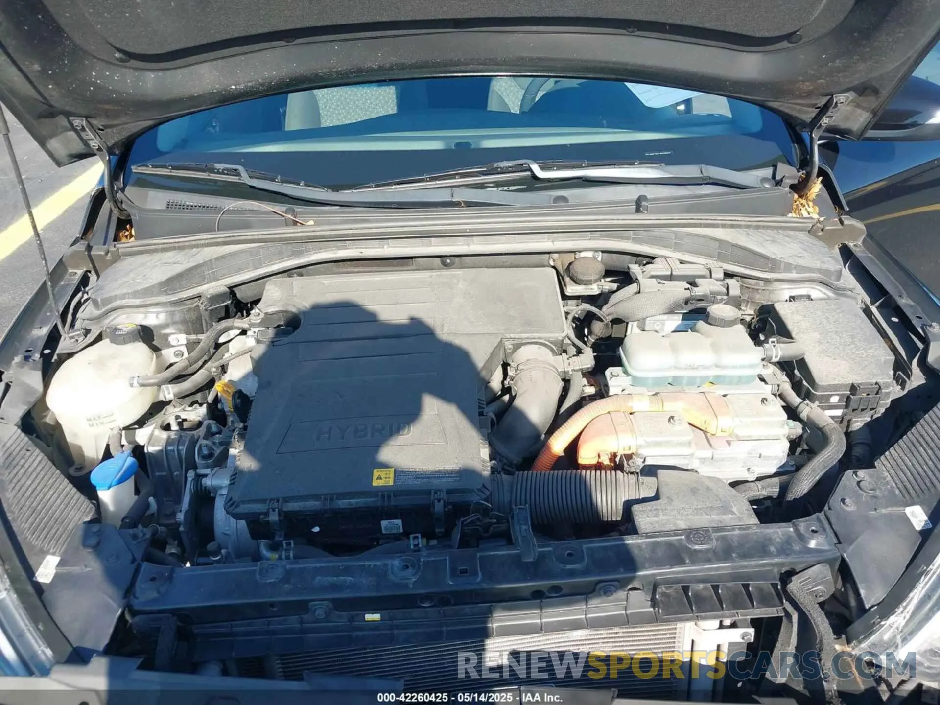10 Photograph of a damaged car KMHC75LC3KU105621 HYUNDAI IONIQ HYBRID 2019