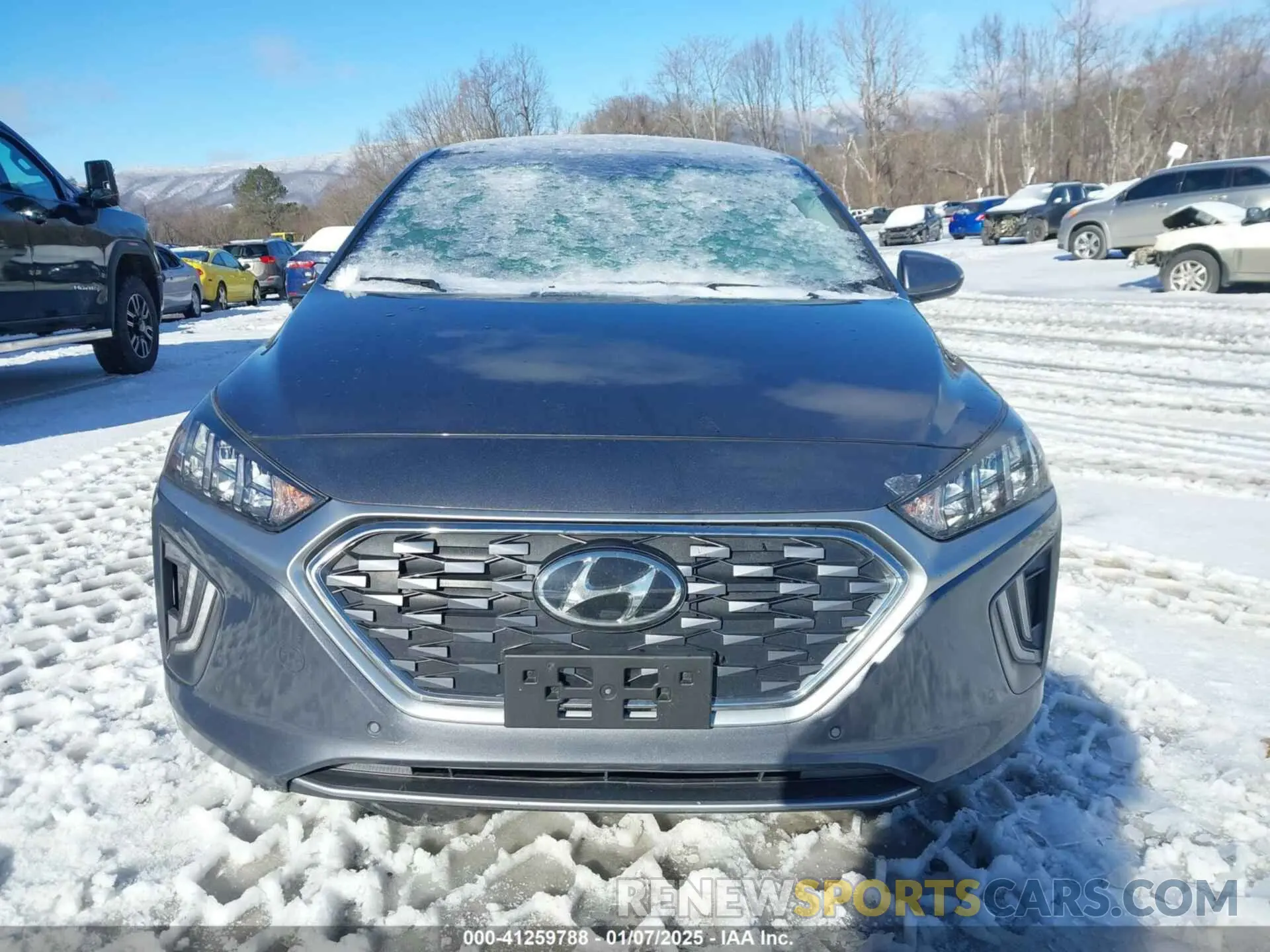 13 Photograph of a damaged car KMHC05LC0LU207948 HYUNDAI IONIQ HYBRID 2020