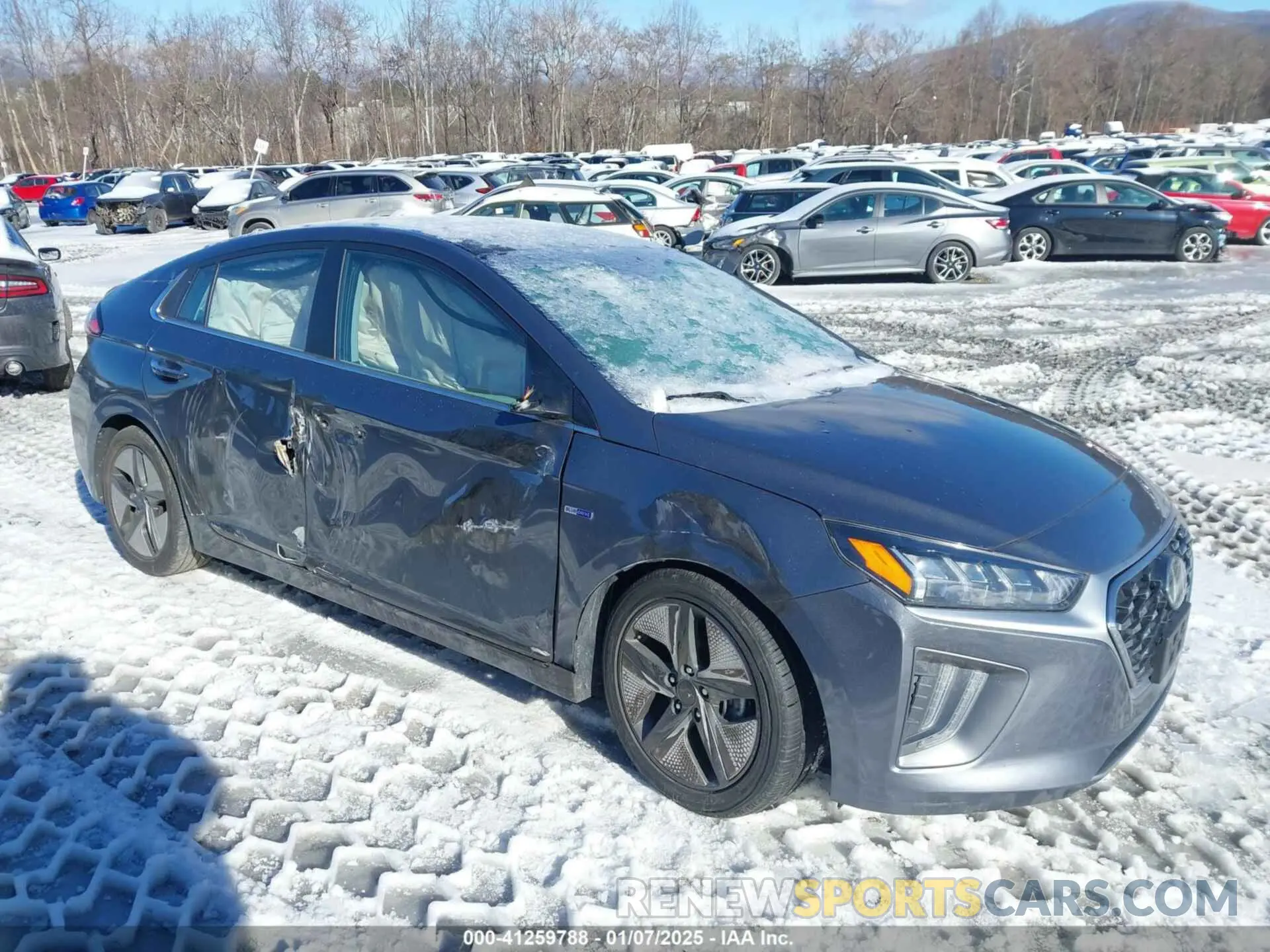 6 Photograph of a damaged car KMHC05LC0LU207948 HYUNDAI IONIQ HYBRID 2020