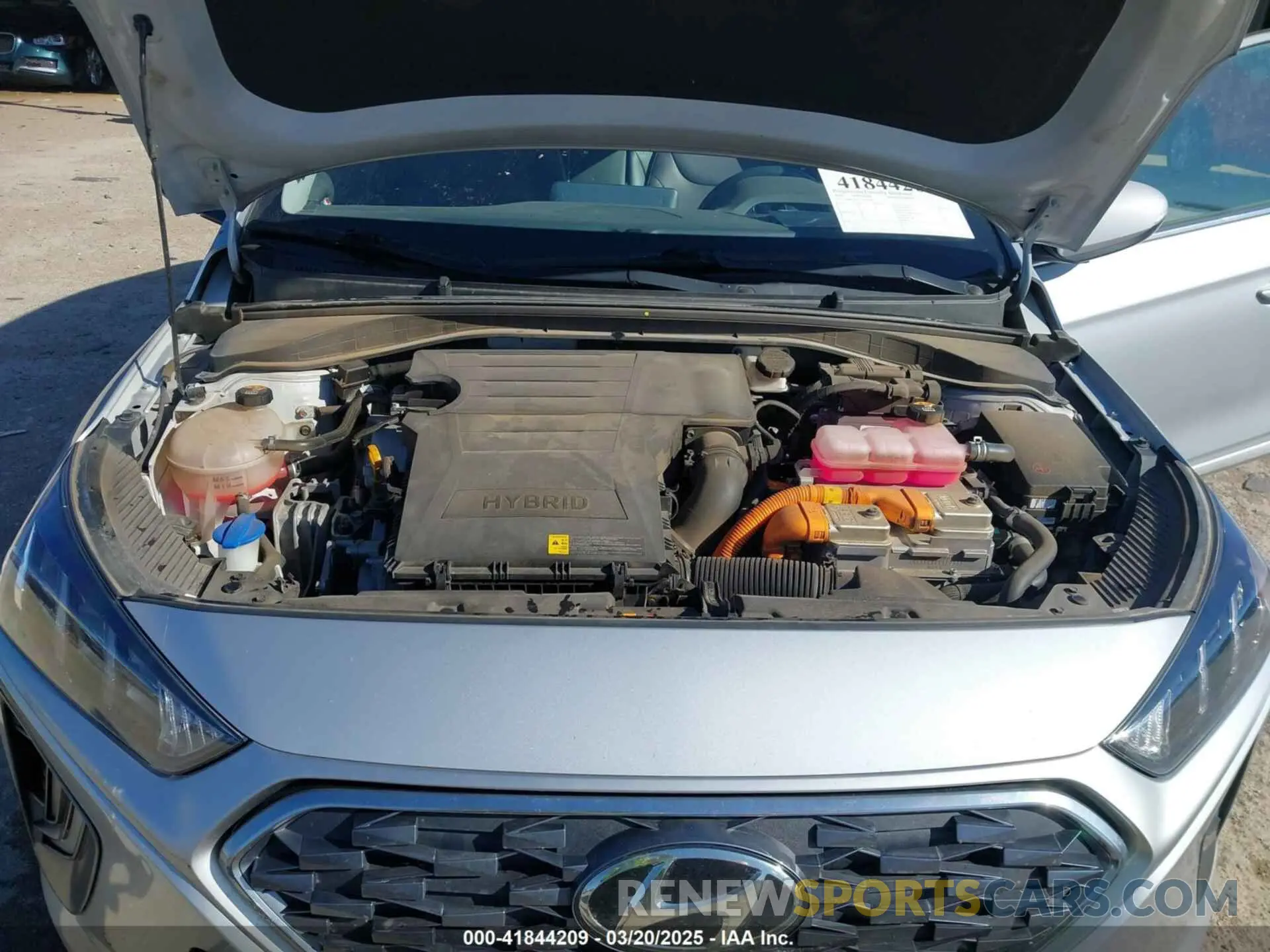 10 Photograph of a damaged car KMHC05LC1LU241784 HYUNDAI IONIQ HYBRID 2020