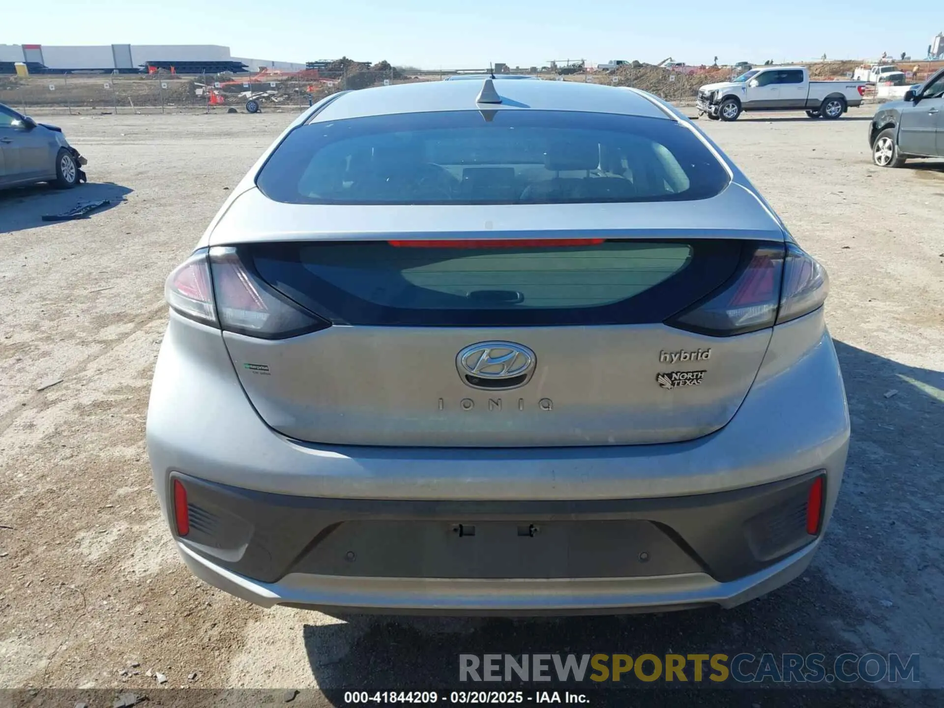 16 Photograph of a damaged car KMHC05LC1LU241784 HYUNDAI IONIQ HYBRID 2020