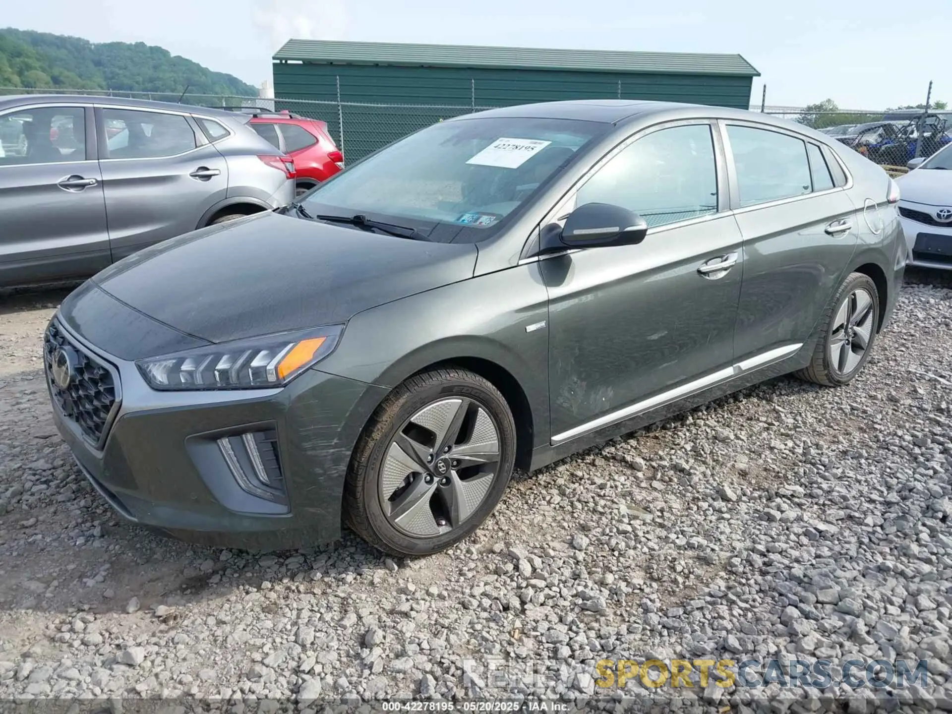 2 Photograph of a damaged car KMHC05LC7LU241773 HYUNDAI IONIQ HYBRID 2020