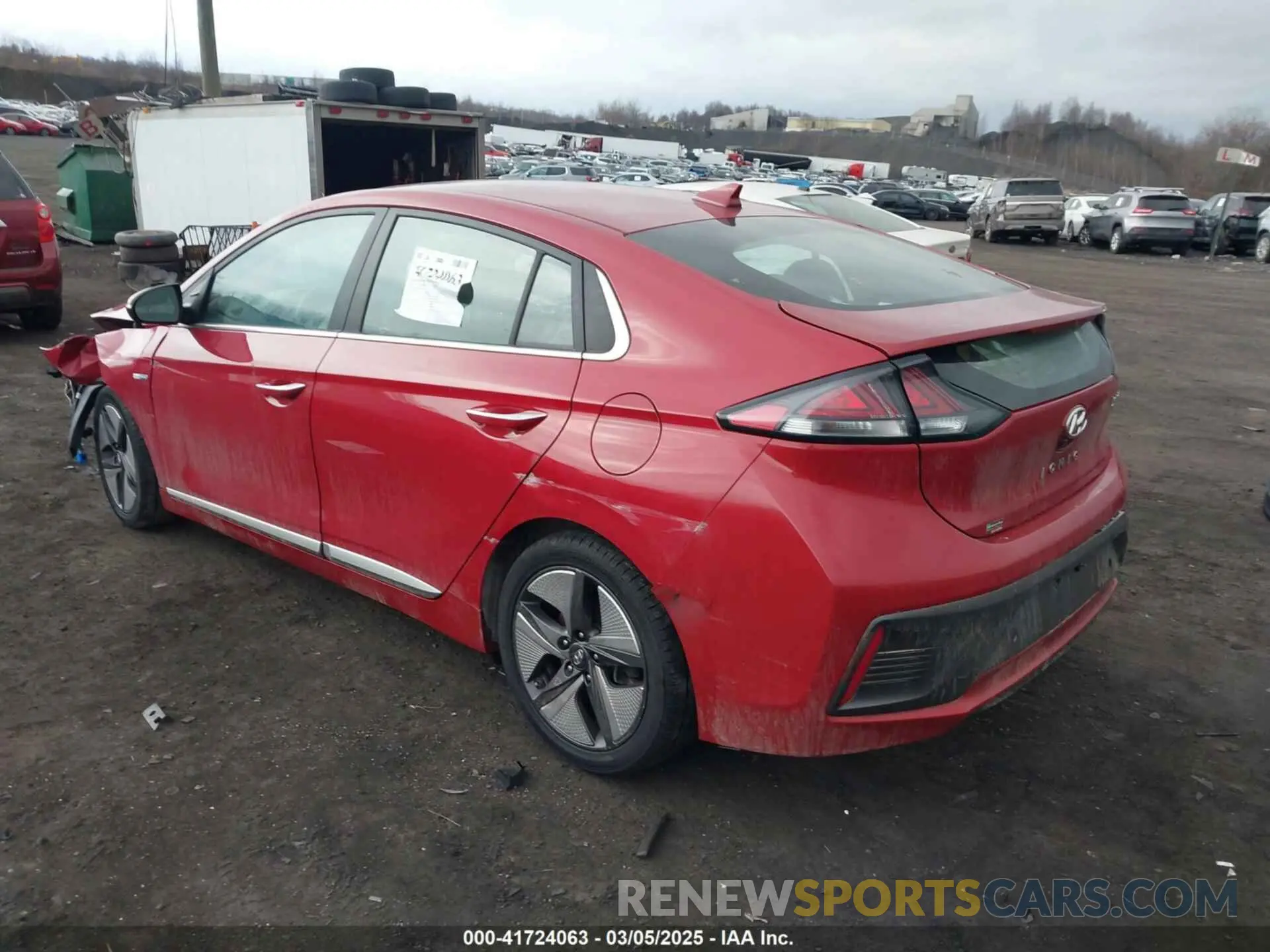 3 Photograph of a damaged car KMHC05LC7LU242468 HYUNDAI IONIQ HYBRID 2020
