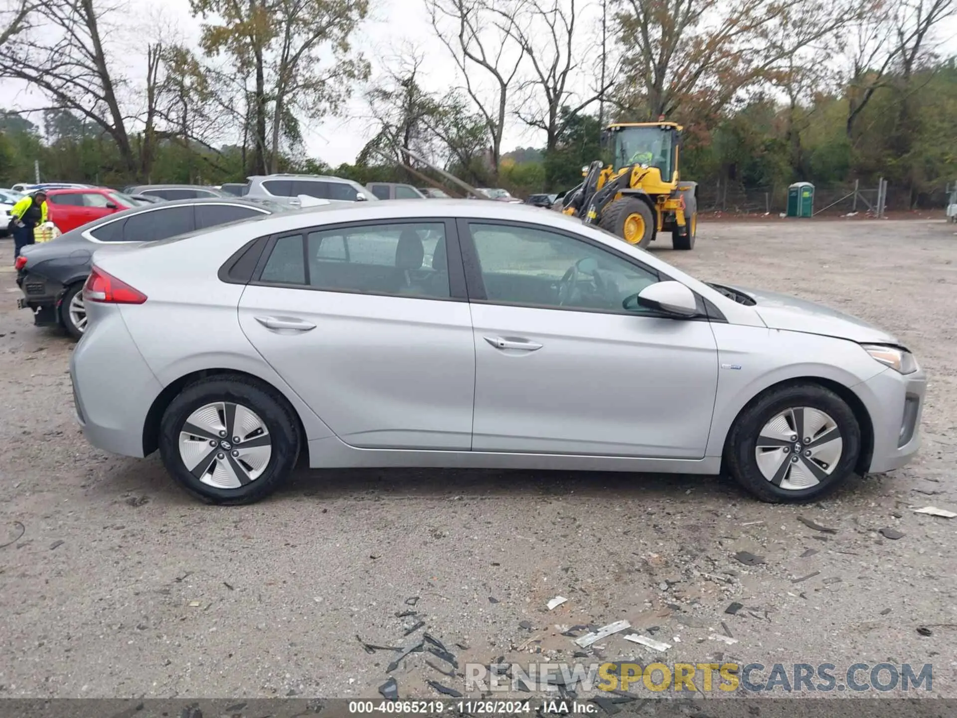 13 Photograph of a damaged car KMHC65LC2LU225981 HYUNDAI IONIQ HYBRID 2020