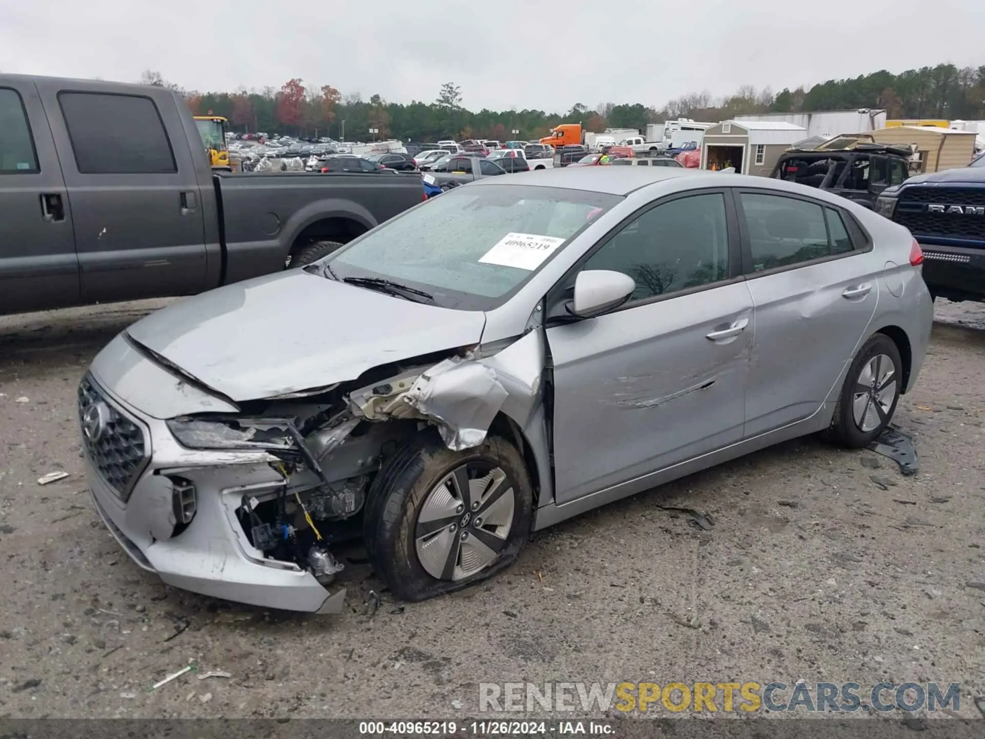 2 Photograph of a damaged car KMHC65LC2LU225981 HYUNDAI IONIQ HYBRID 2020