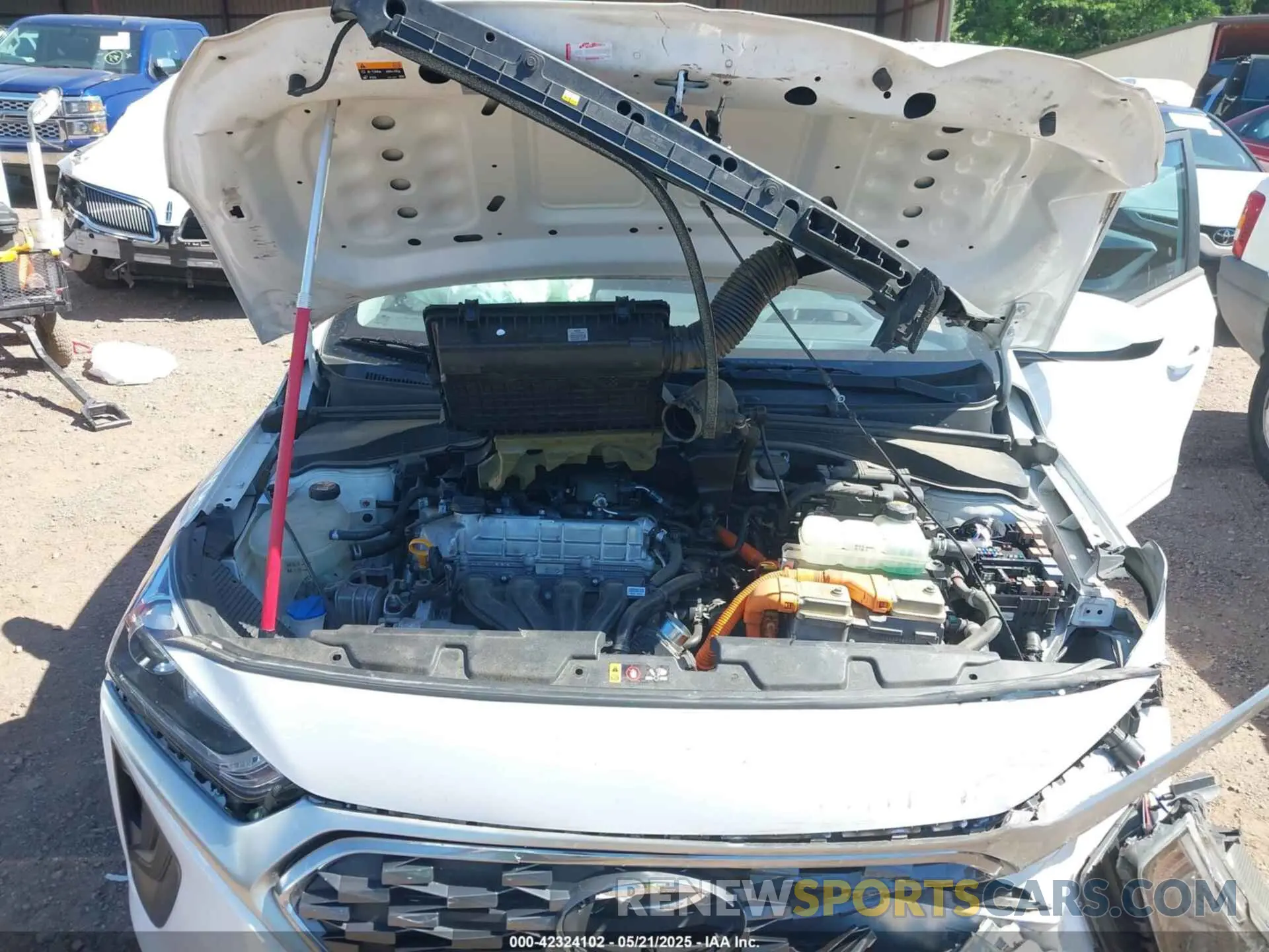 10 Photograph of a damaged car KMHC65LC4LU214206 HYUNDAI IONIQ HYBRID 2020