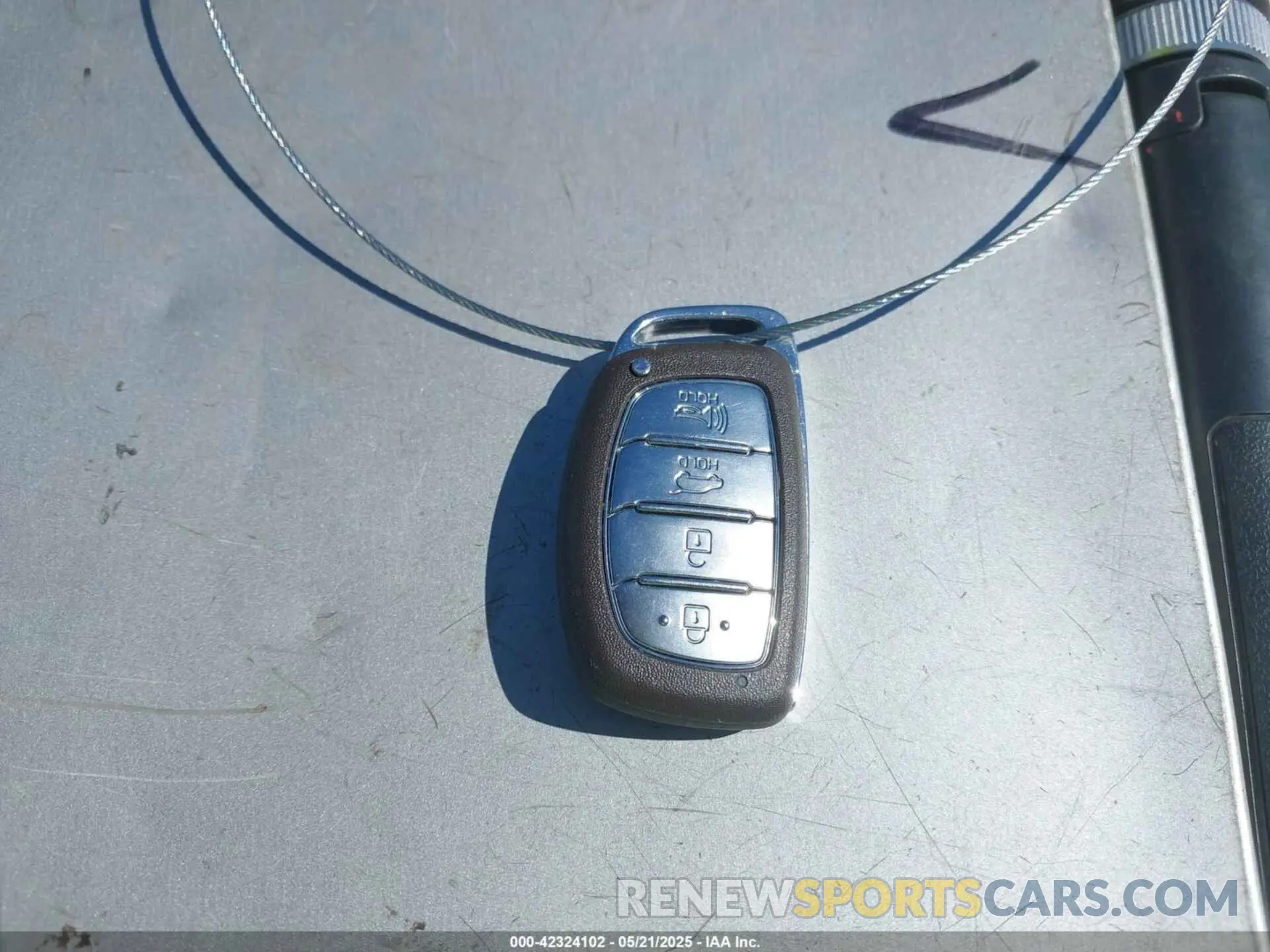 11 Photograph of a damaged car KMHC65LC4LU214206 HYUNDAI IONIQ HYBRID 2020