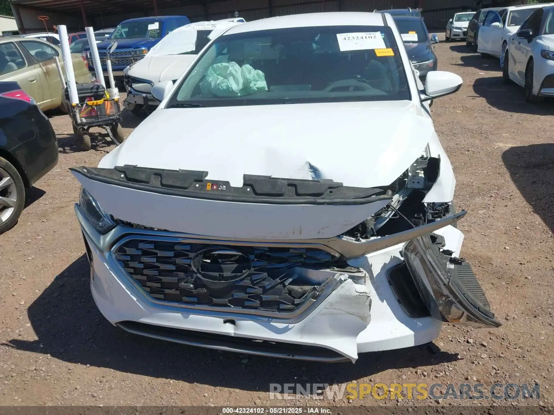 6 Photograph of a damaged car KMHC65LC4LU214206 HYUNDAI IONIQ HYBRID 2020