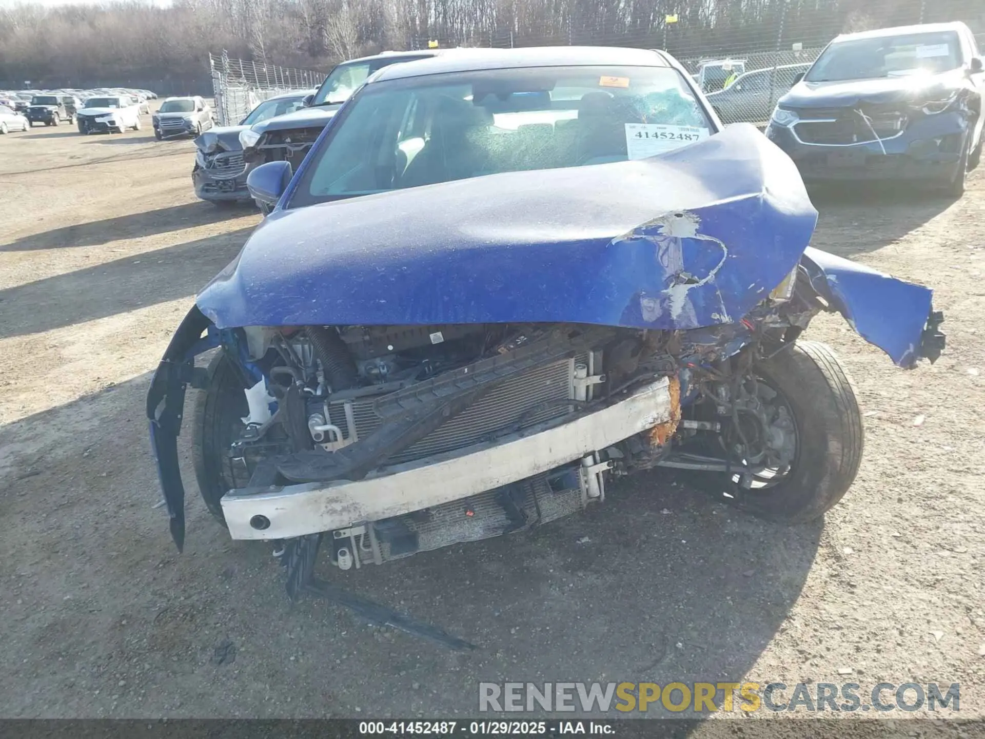 11 Photograph of a damaged car KMHC65LC4LU242801 HYUNDAI IONIQ HYBRID 2020