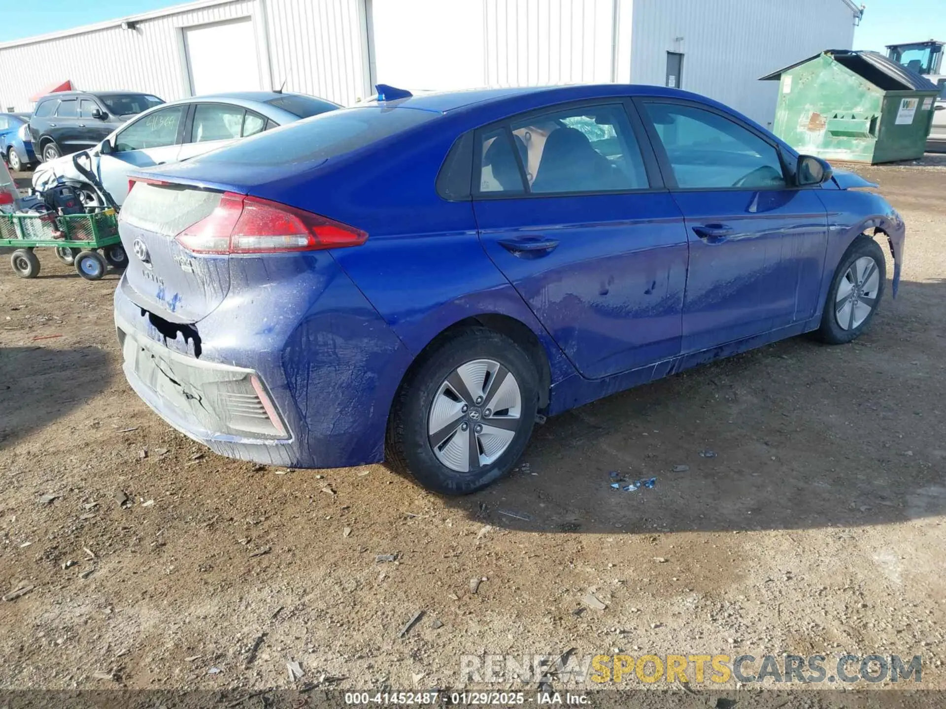 4 Photograph of a damaged car KMHC65LC4LU242801 HYUNDAI IONIQ HYBRID 2020