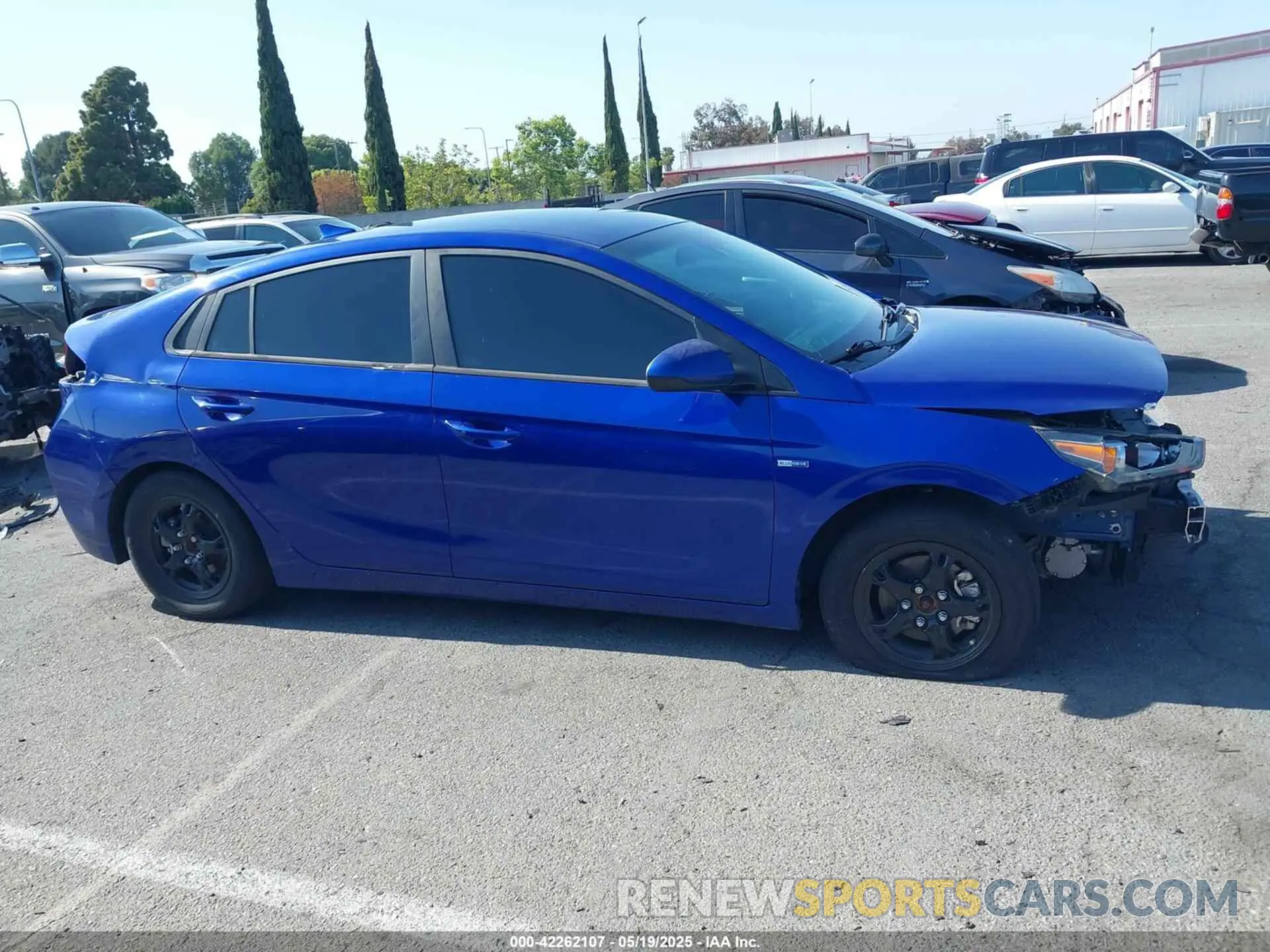 14 Photograph of a damaged car KMHC65LC5LU226171 HYUNDAI IONIQ HYBRID 2020