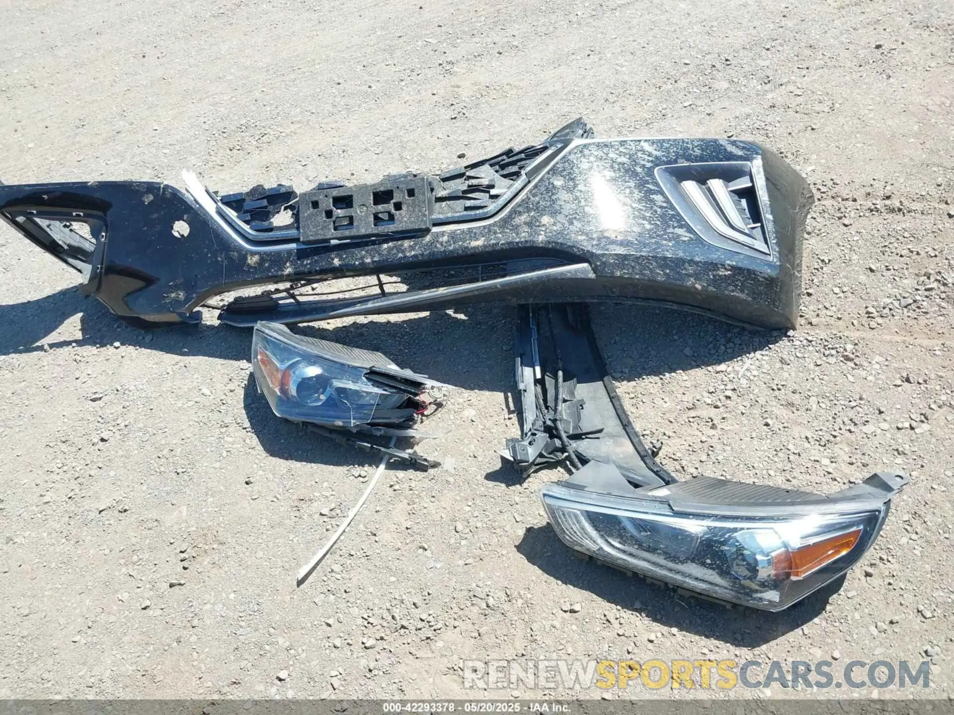 12 Photograph of a damaged car KMHC65LC5LU235114 HYUNDAI IONIQ HYBRID 2020