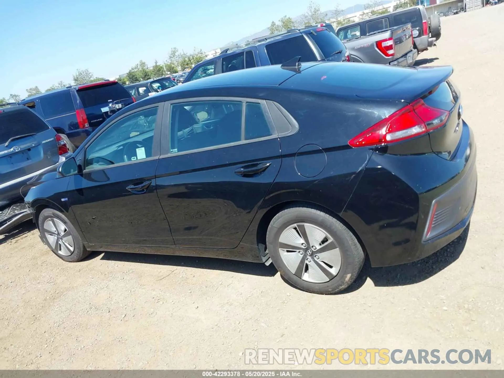 15 Photograph of a damaged car KMHC65LC5LU235114 HYUNDAI IONIQ HYBRID 2020