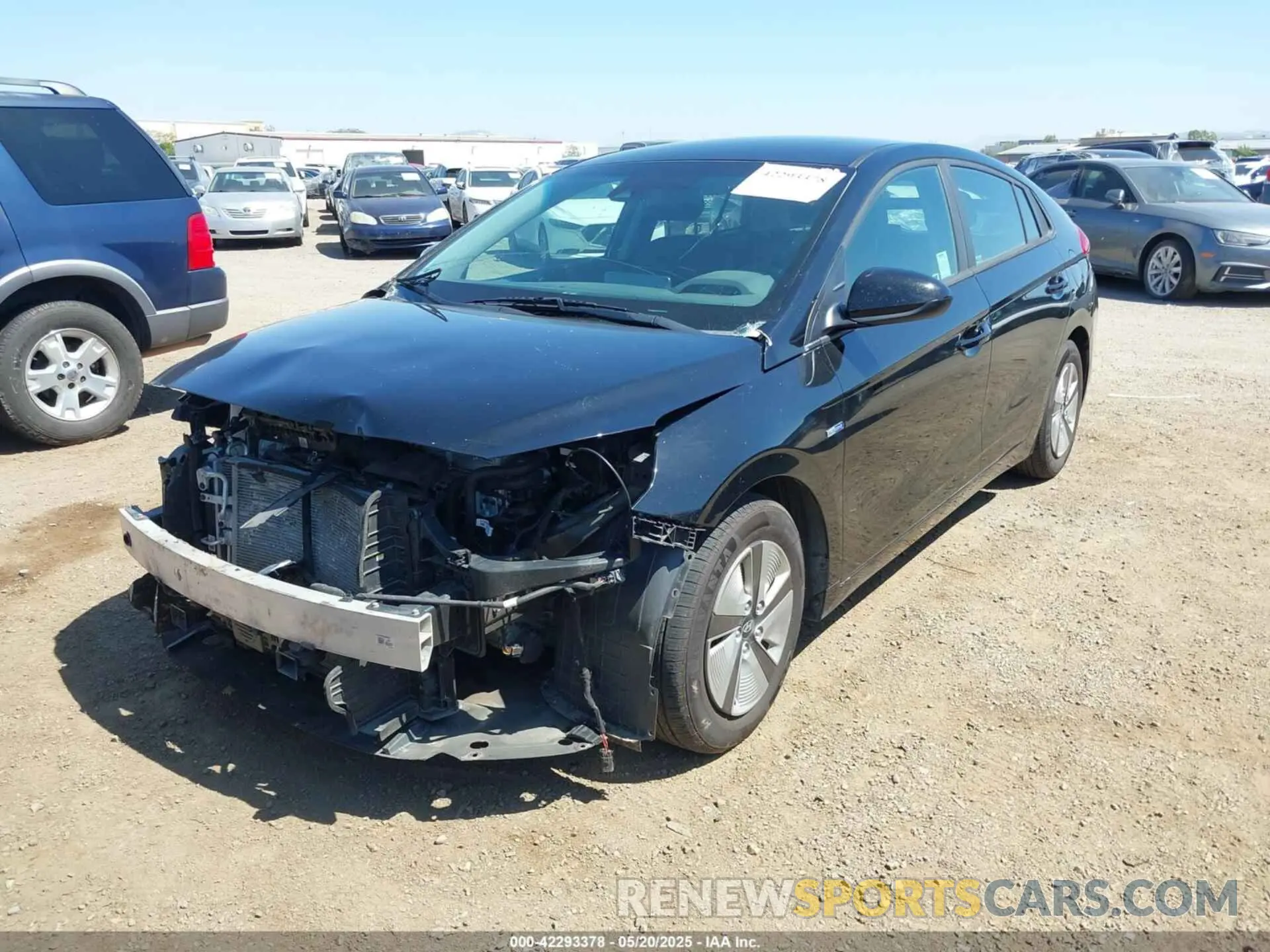 2 Photograph of a damaged car KMHC65LC5LU235114 HYUNDAI IONIQ HYBRID 2020