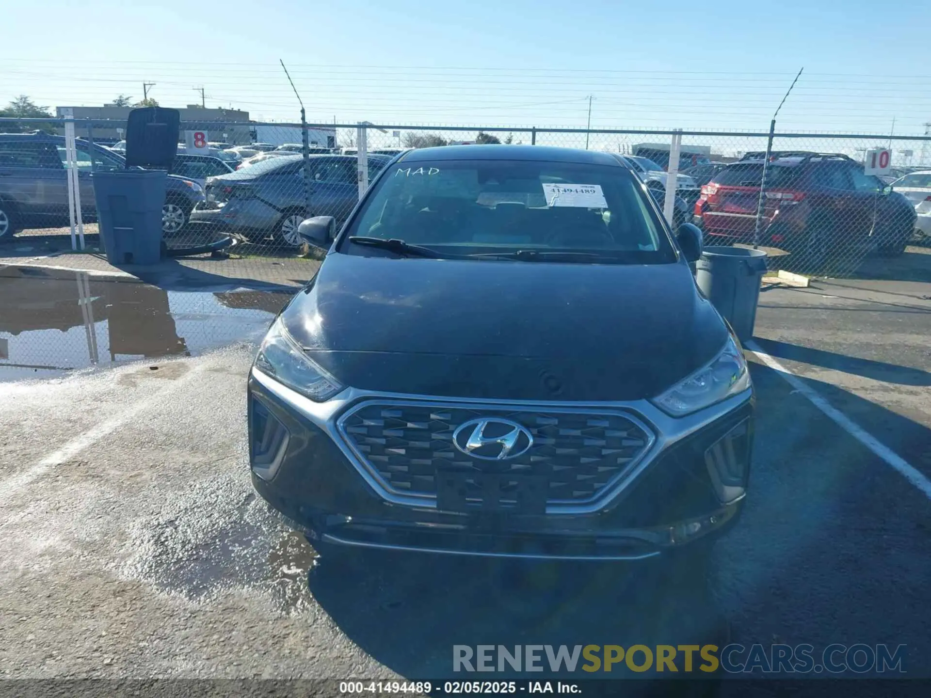 12 Photograph of a damaged car KMHC65LC6LU210206 HYUNDAI IONIQ HYBRID 2020