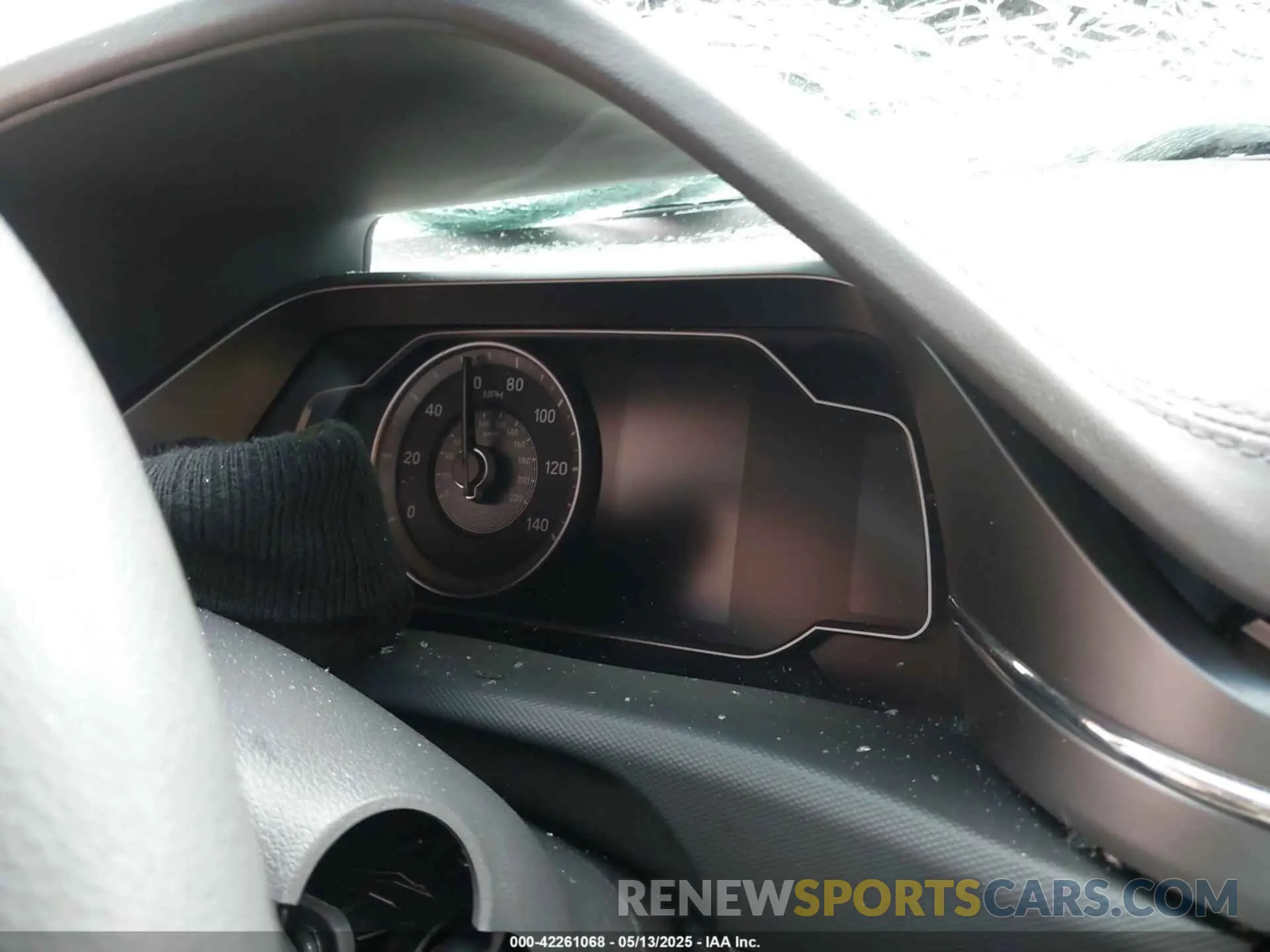 7 Photograph of a damaged car KMHC65LC8LU239058 HYUNDAI IONIQ HYBRID 2020