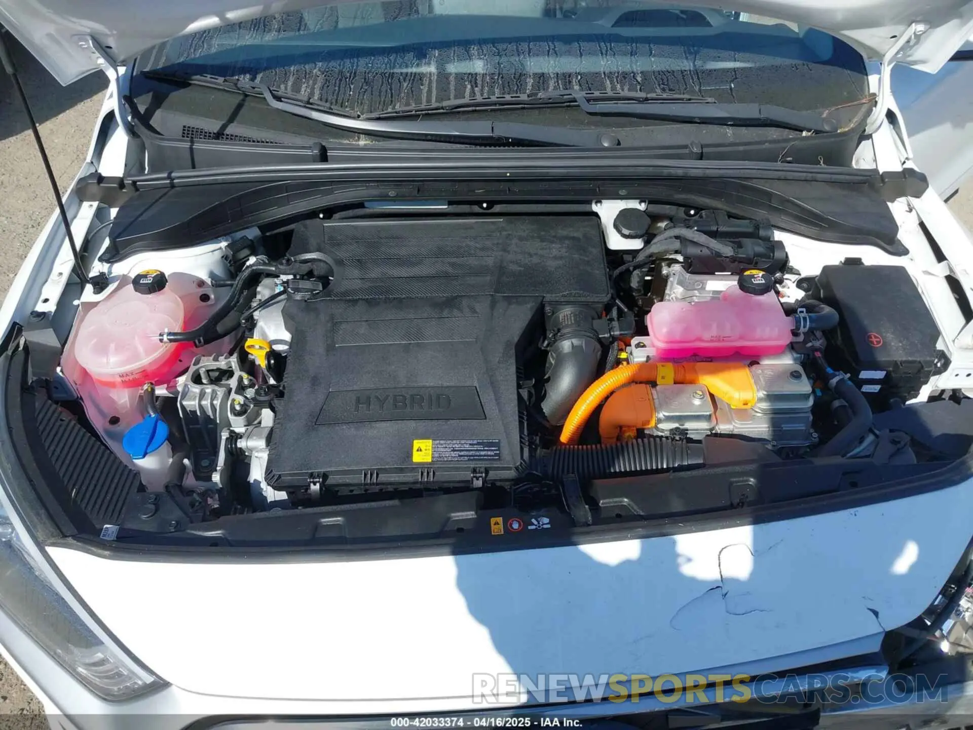 10 Photograph of a damaged car KMHC65LCXLU242673 HYUNDAI IONIQ HYBRID 2020