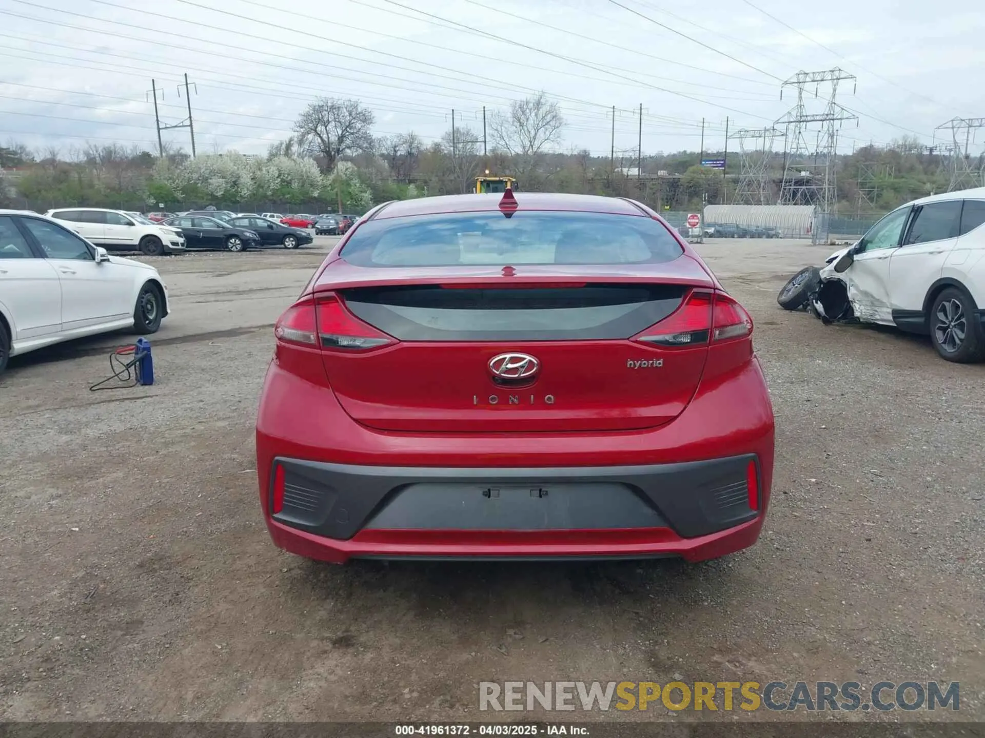 17 Photograph of a damaged car KMHC75LC7LU210017 HYUNDAI IONIQ HYBRID 2020