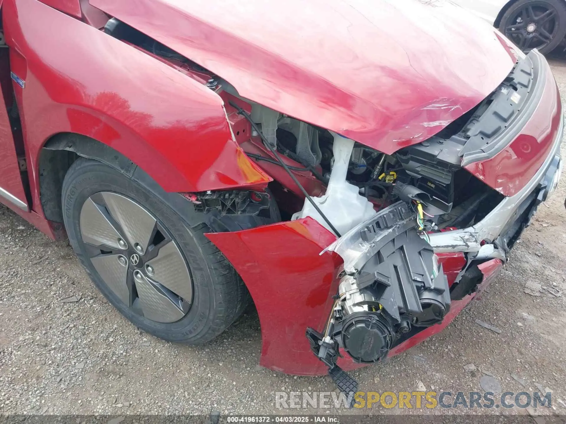 6 Photograph of a damaged car KMHC75LC7LU210017 HYUNDAI IONIQ HYBRID 2020