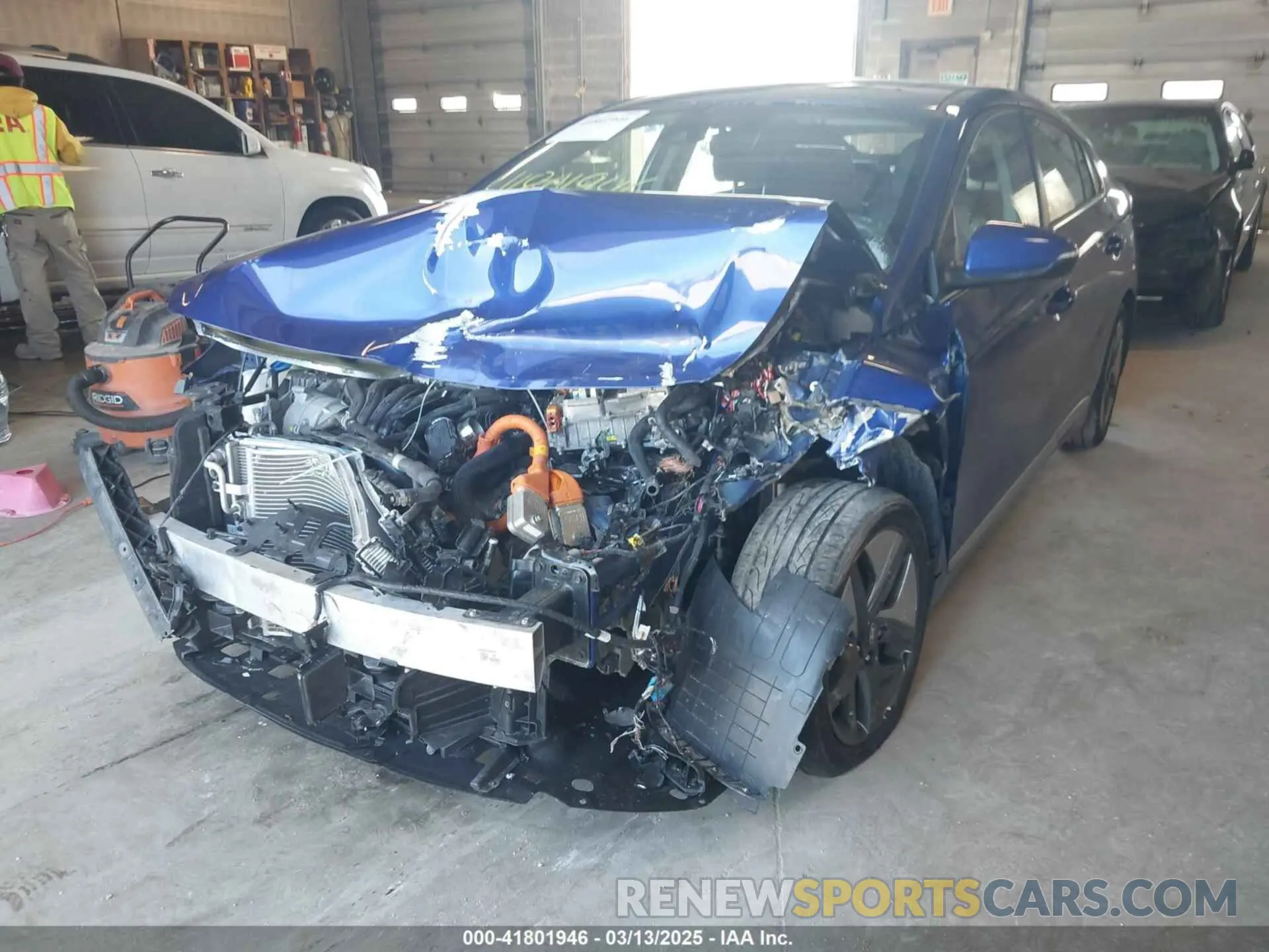 2 Photograph of a damaged car KMHC85LC0LU197222 HYUNDAI IONIQ HYBRID 2020