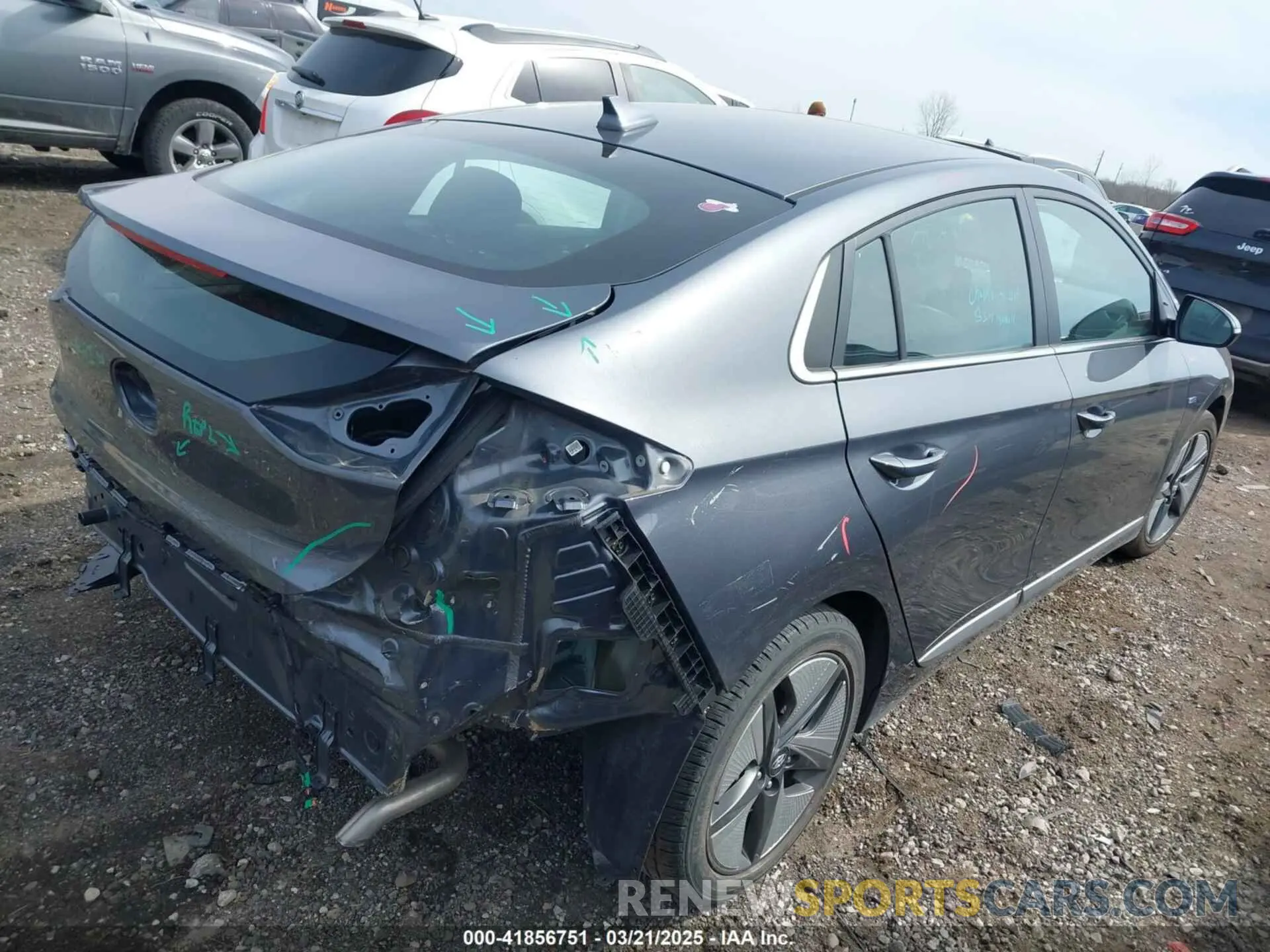 4 Photograph of a damaged car KMHC85LC4LU207699 HYUNDAI IONIQ HYBRID 2020