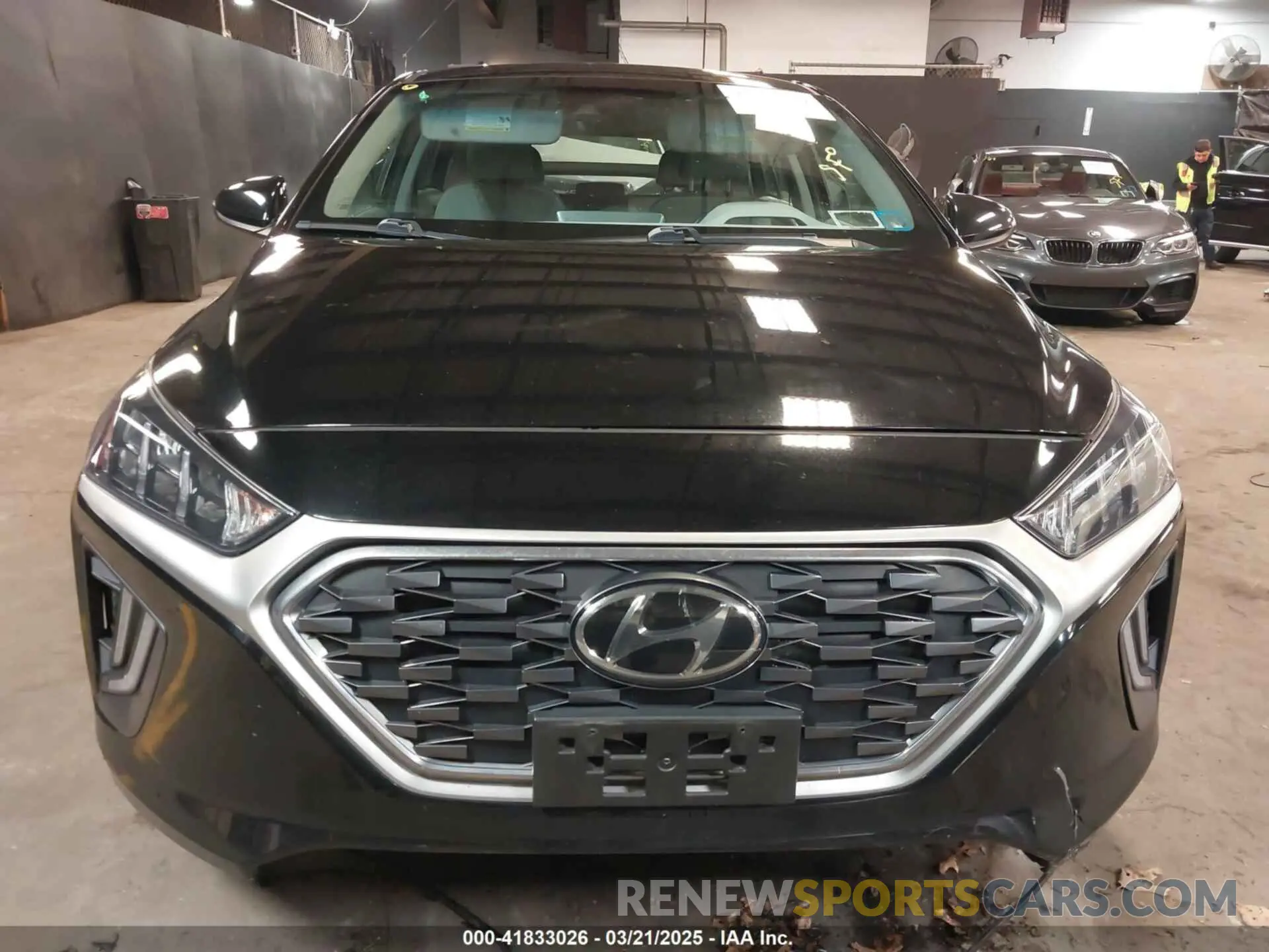 12 Photograph of a damaged car KMHC85LC9LU214700 HYUNDAI IONIQ HYBRID 2020