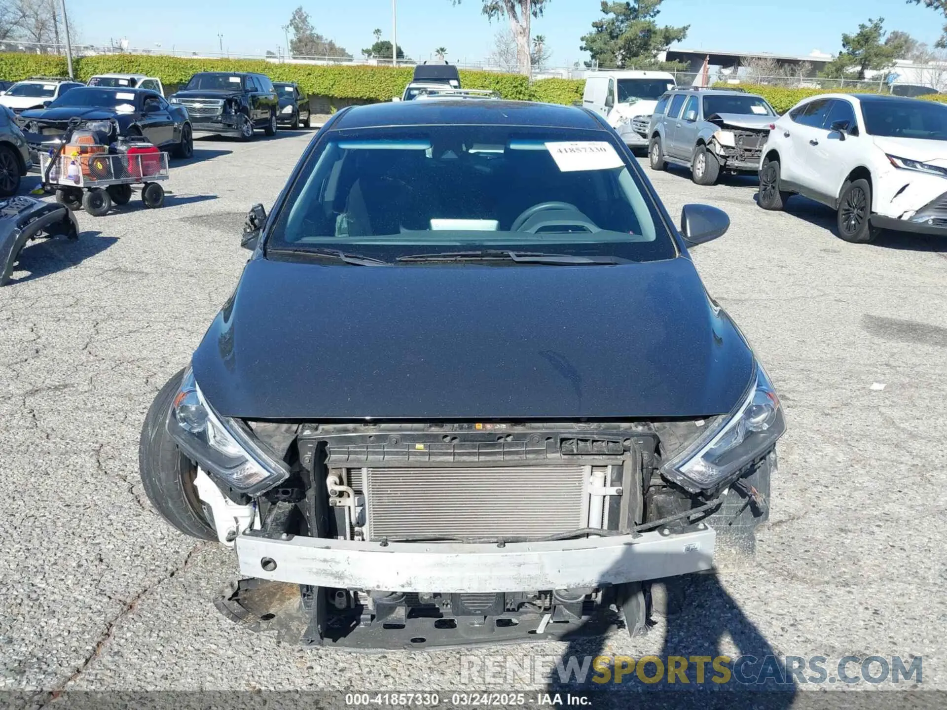 13 Photograph of a damaged car KMHC65LC8MU261689 HYUNDAI IONIQ HYBRID 2021