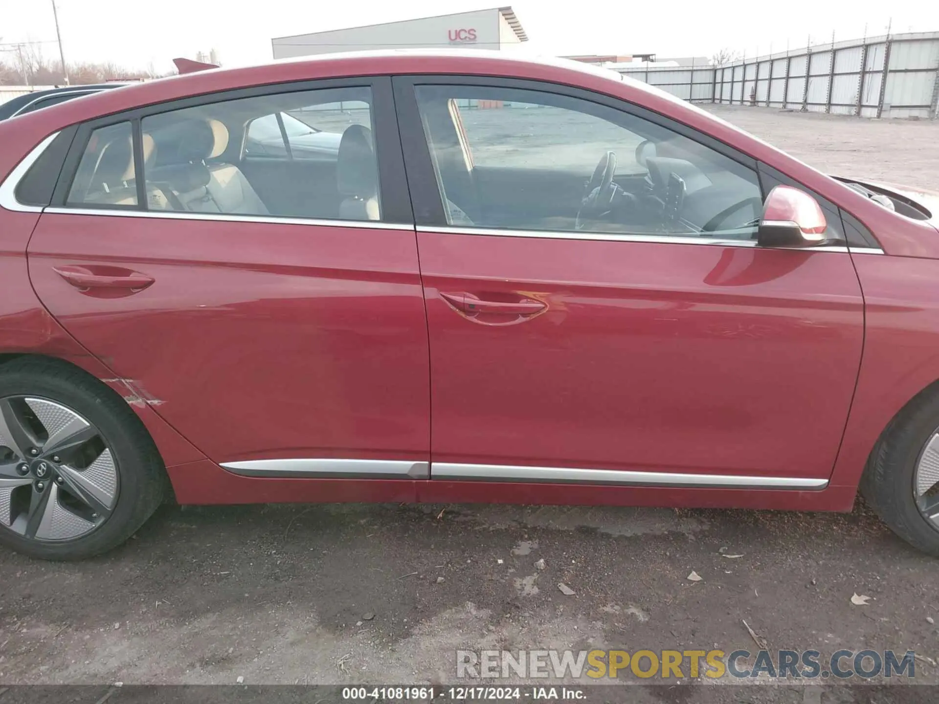 13 Photograph of a damaged car KMHC85LC8MU256311 HYUNDAI IONIQ HYBRID 2021