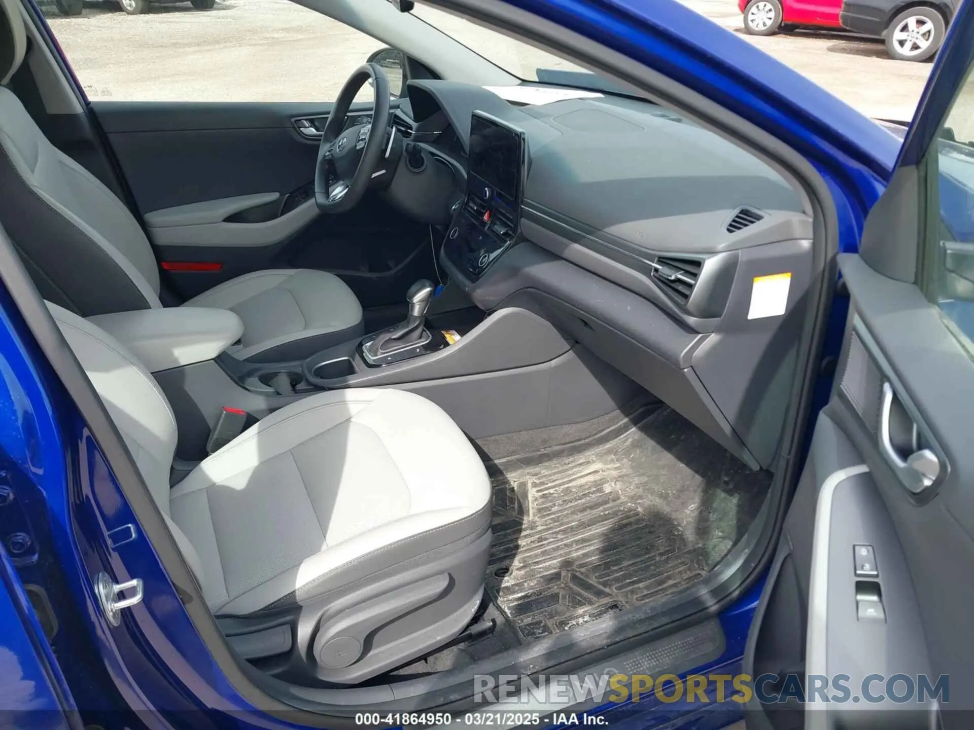 5 Photograph of a damaged car KMHC05LC2NU273680 HYUNDAI IONIQ HYBRID 2022