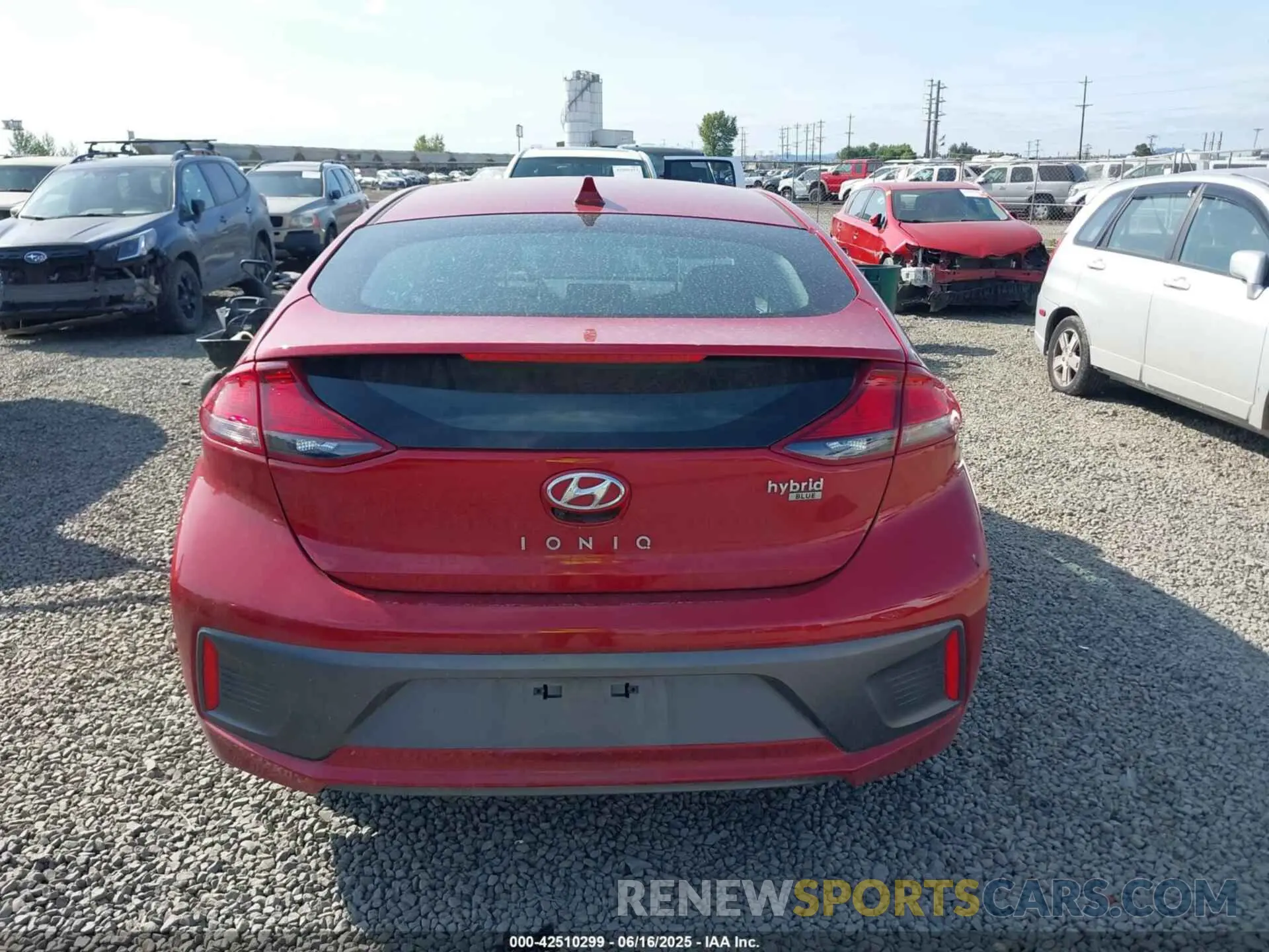 16 Photograph of a damaged car KMHC65LC6NU275429 HYUNDAI IONIQ HYBRID 2022