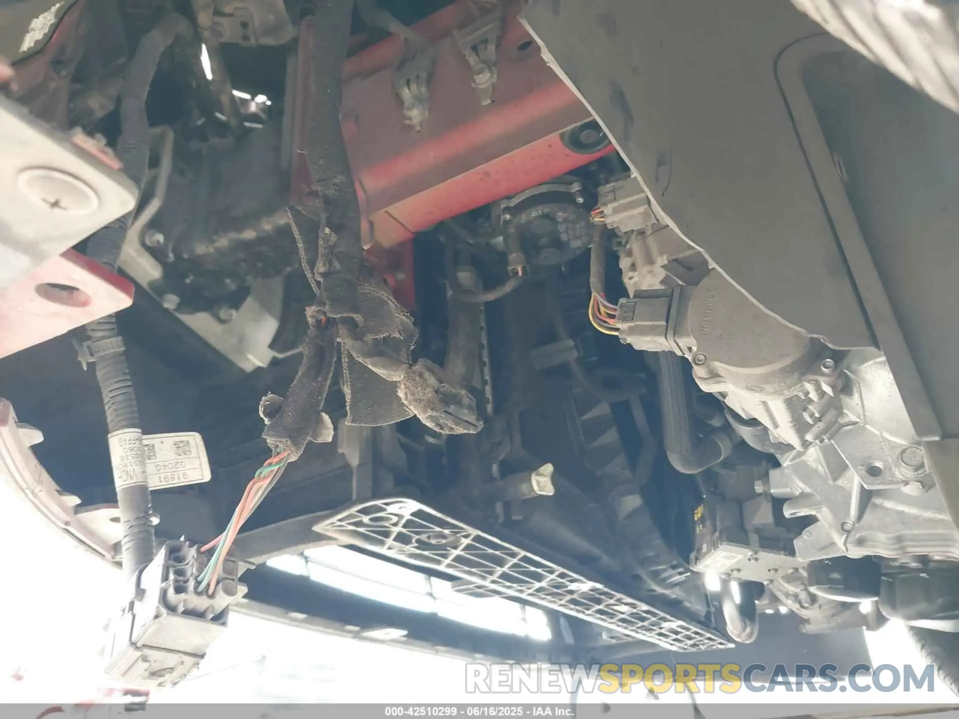 19 Photograph of a damaged car KMHC65LC6NU275429 HYUNDAI IONIQ HYBRID 2022