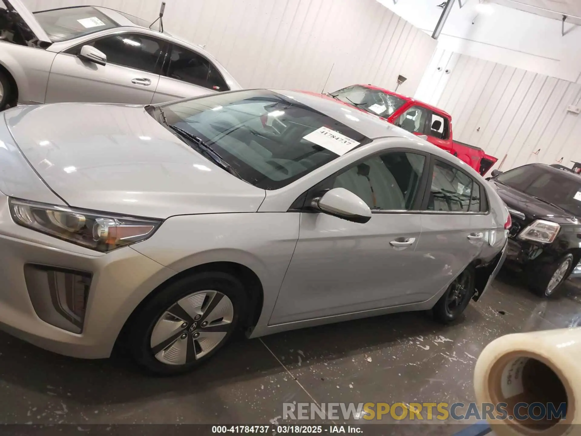 14 Photograph of a damaged car KMHC65LC8NU280566 HYUNDAI IONIQ HYBRID 2022