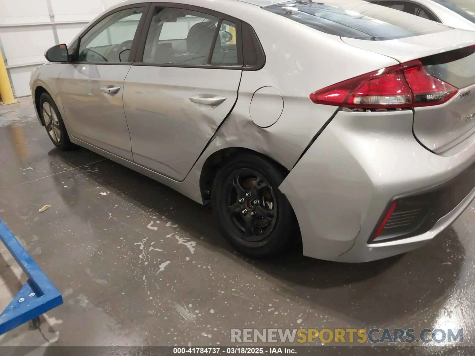 6 Photograph of a damaged car KMHC65LC8NU280566 HYUNDAI IONIQ HYBRID 2022