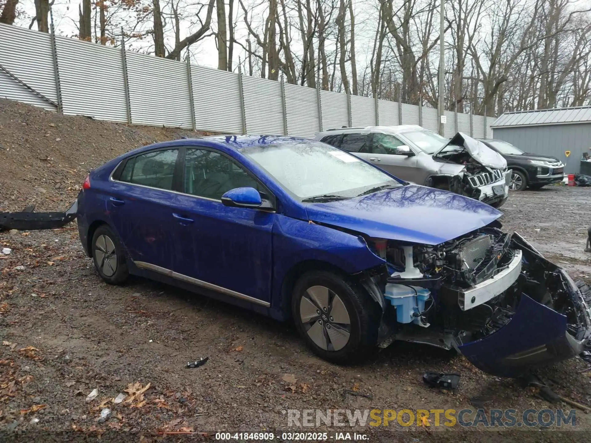 1 Photograph of a damaged car KMHC75LC3NU269519 HYUNDAI IONIQ HYBRID 2022