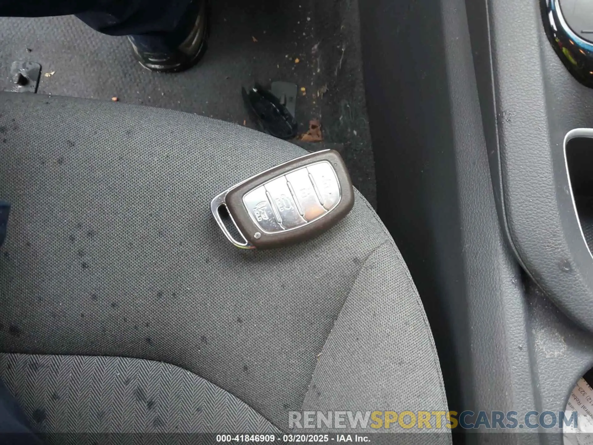11 Photograph of a damaged car KMHC75LC3NU269519 HYUNDAI IONIQ HYBRID 2022