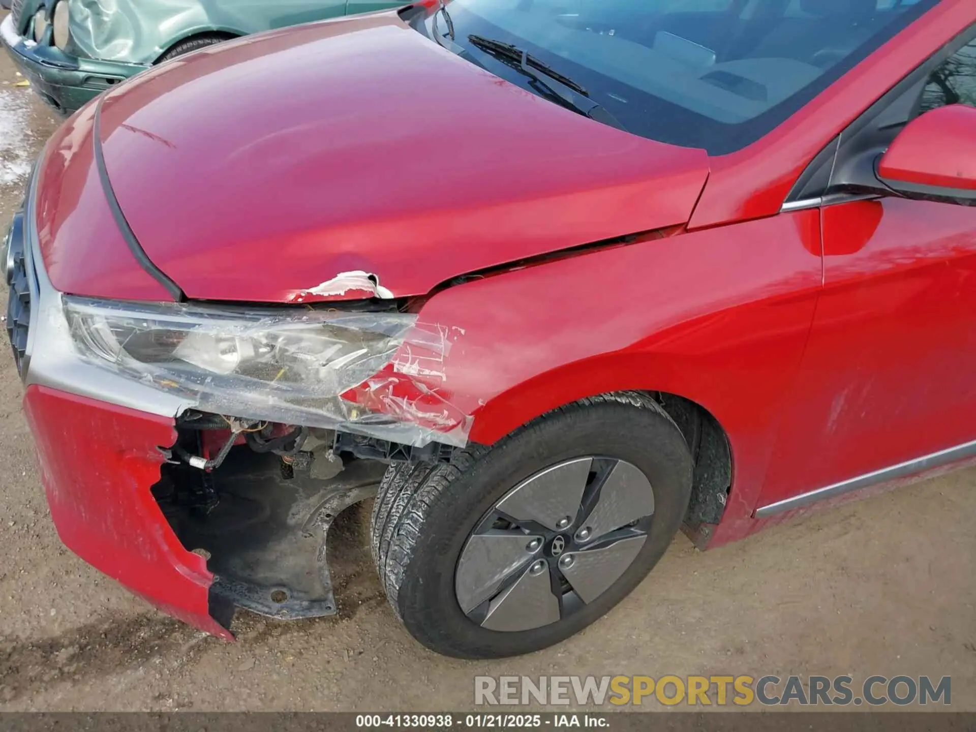 2 Photograph of a damaged car KMHC75LC3NU279659 HYUNDAI IONIQ HYBRID 2022
