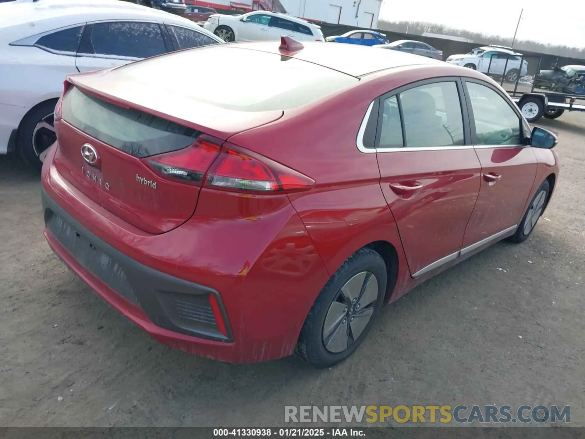 4 Photograph of a damaged car KMHC75LC3NU279659 HYUNDAI IONIQ HYBRID 2022