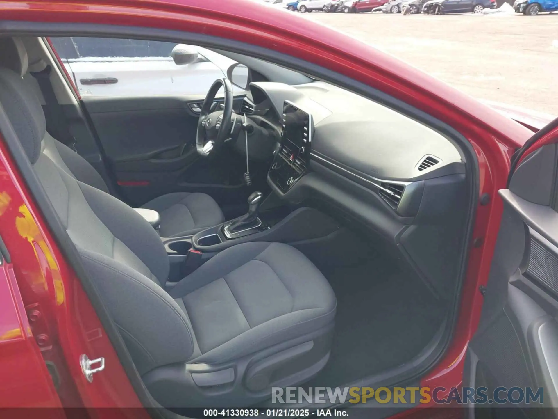 5 Photograph of a damaged car KMHC75LC3NU279659 HYUNDAI IONIQ HYBRID 2022