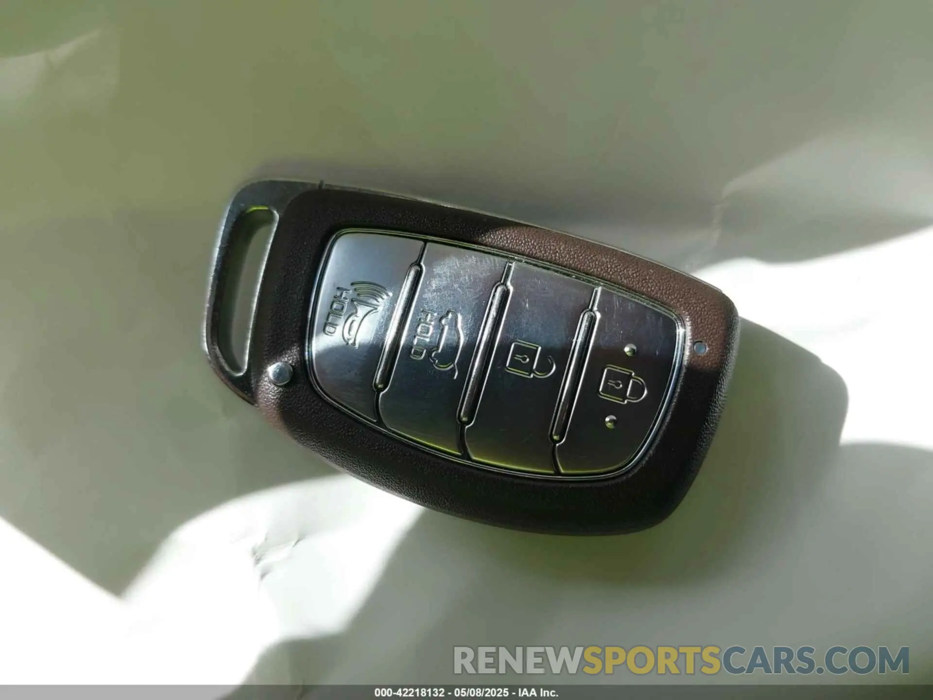 11 Photograph of a damaged car KMHC75LC5NU269523 HYUNDAI IONIQ HYBRID 2022
