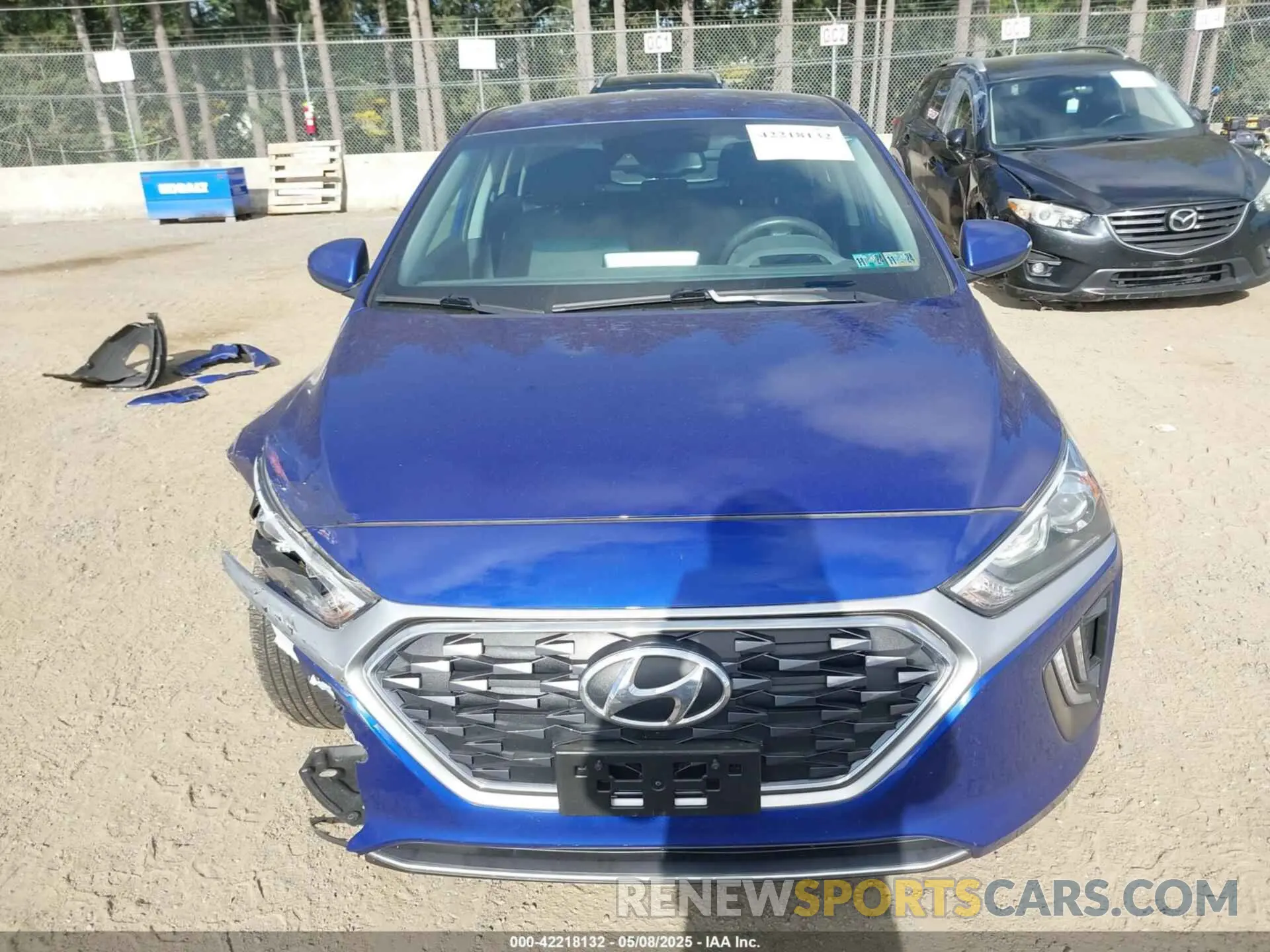 13 Photograph of a damaged car KMHC75LC5NU269523 HYUNDAI IONIQ HYBRID 2022