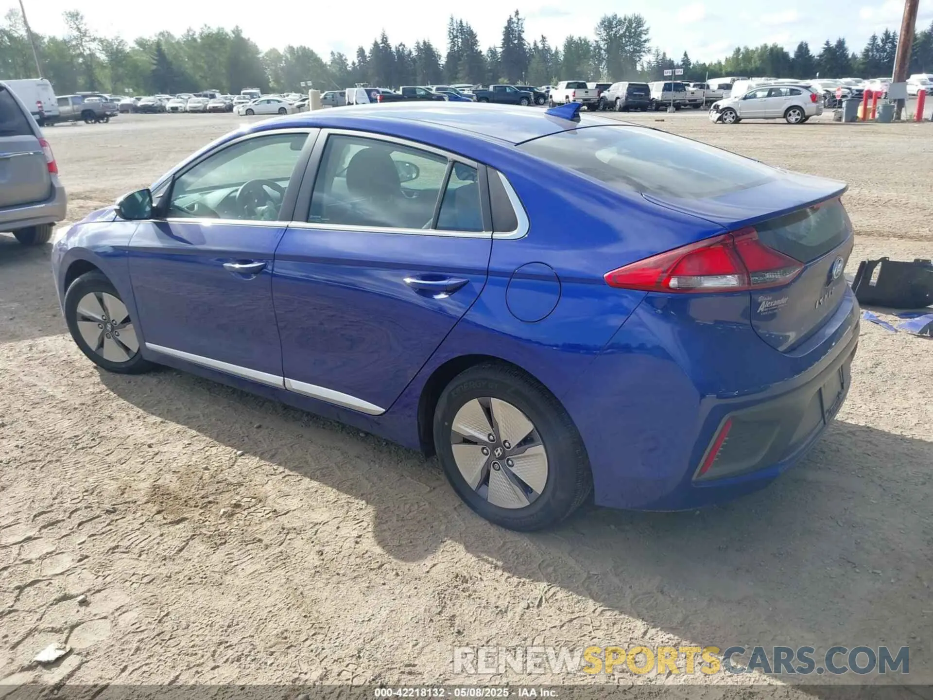 3 Photograph of a damaged car KMHC75LC5NU269523 HYUNDAI IONIQ HYBRID 2022