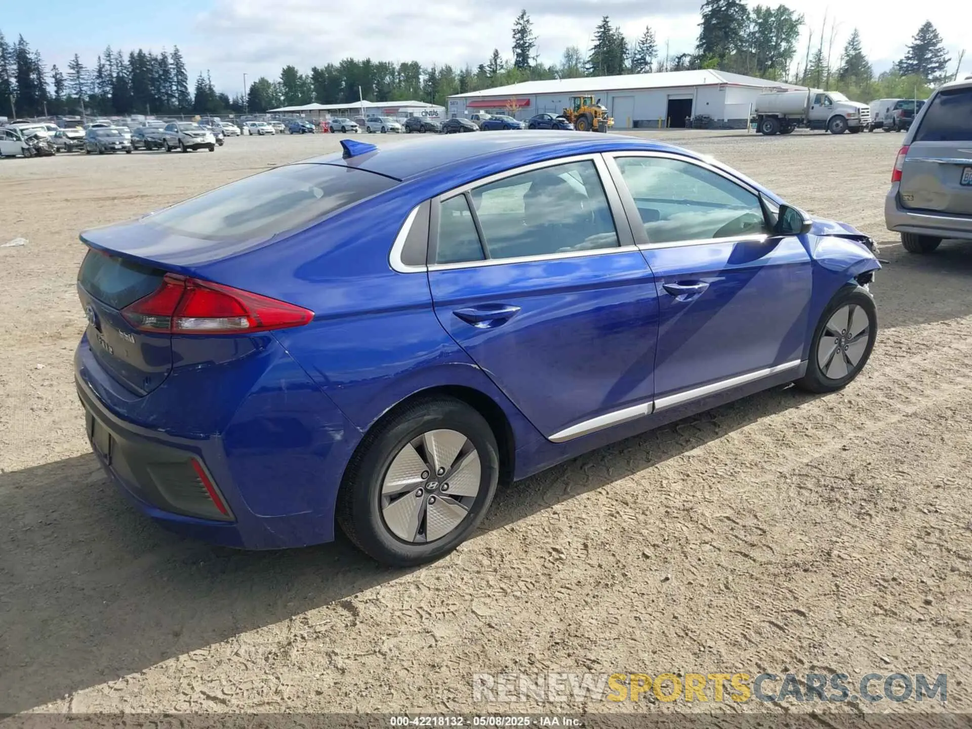 4 Photograph of a damaged car KMHC75LC5NU269523 HYUNDAI IONIQ HYBRID 2022