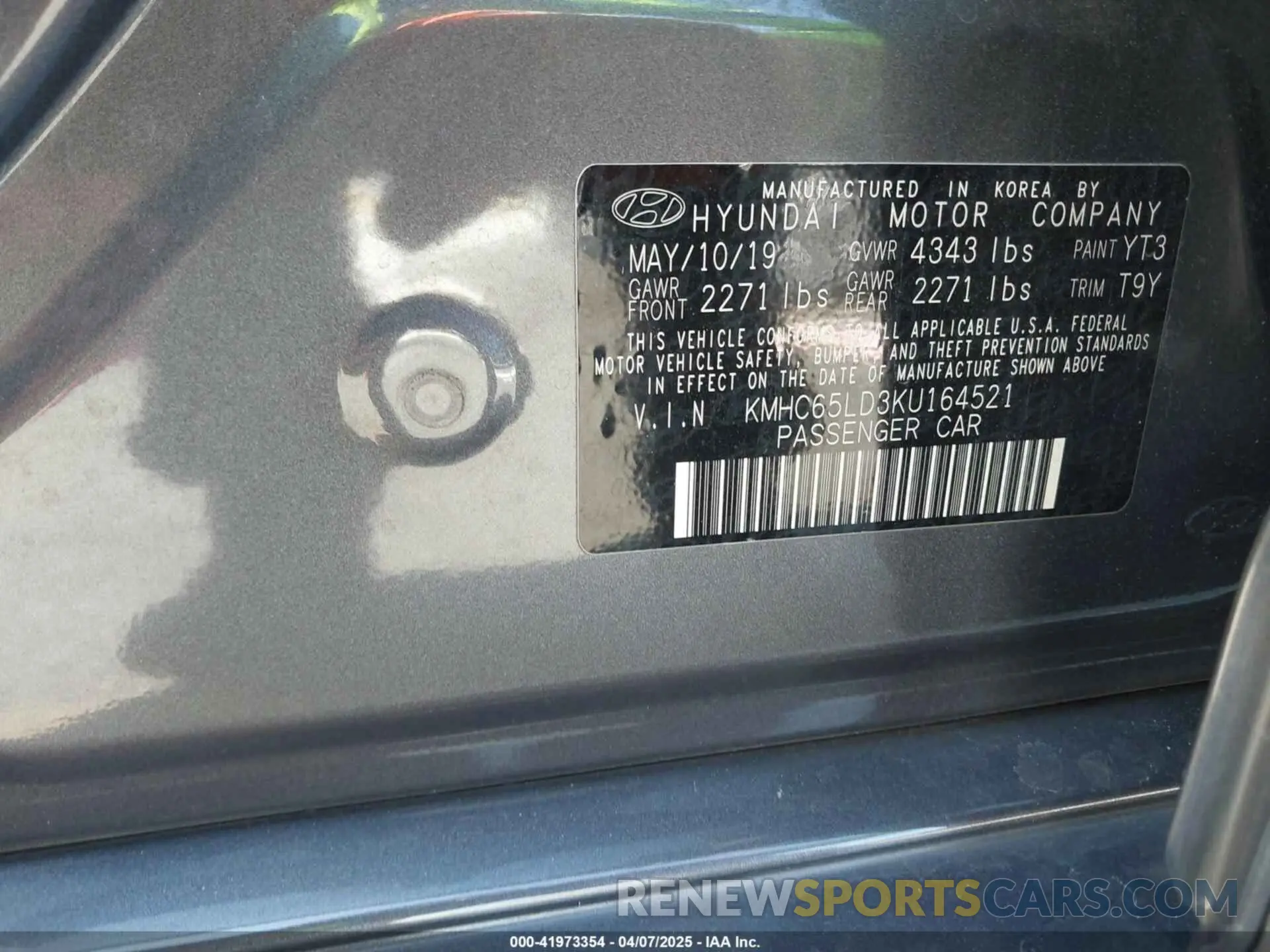 9 Photograph of a damaged car KMHC65LD3KU164521 HYUNDAI IONIQ PLUG-IN HYBRID 2019