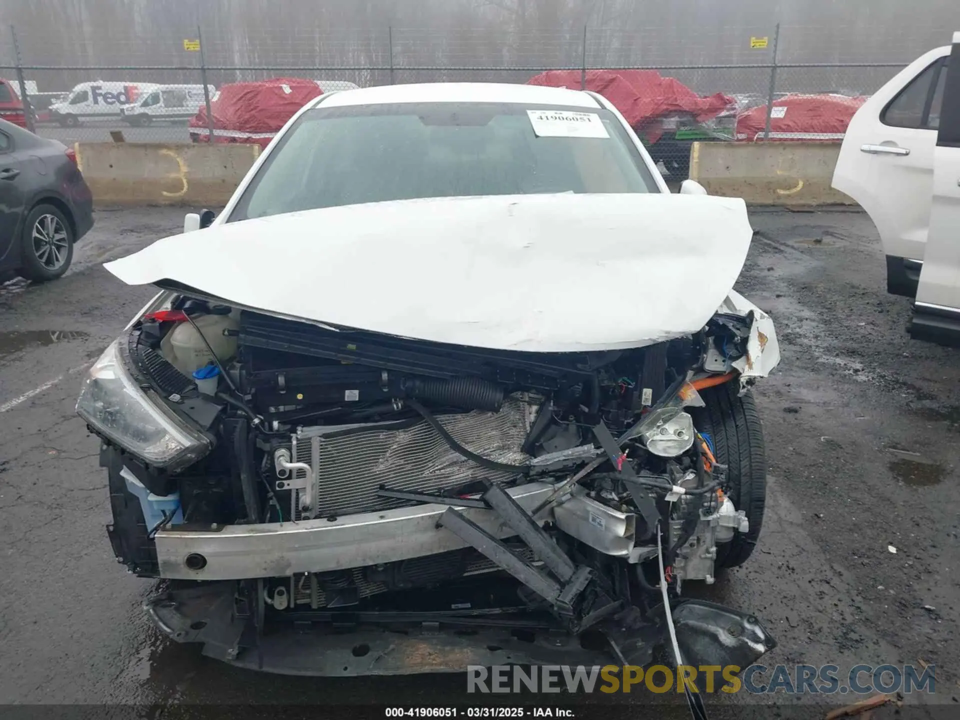 13 Photograph of a damaged car KMHC65LDXKU173197 HYUNDAI IONIQ PLUG-IN HYBRID 2019