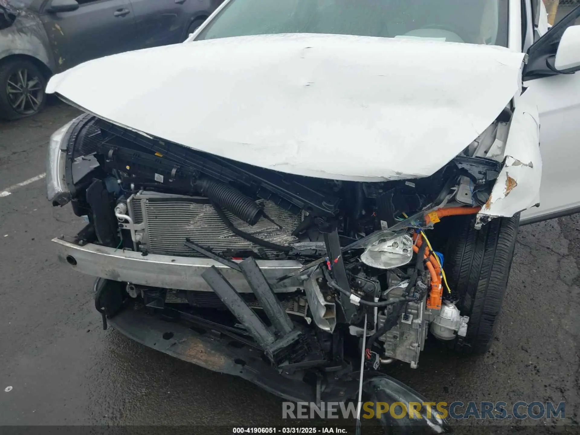 6 Photograph of a damaged car KMHC65LDXKU173197 HYUNDAI IONIQ PLUG-IN HYBRID 2019