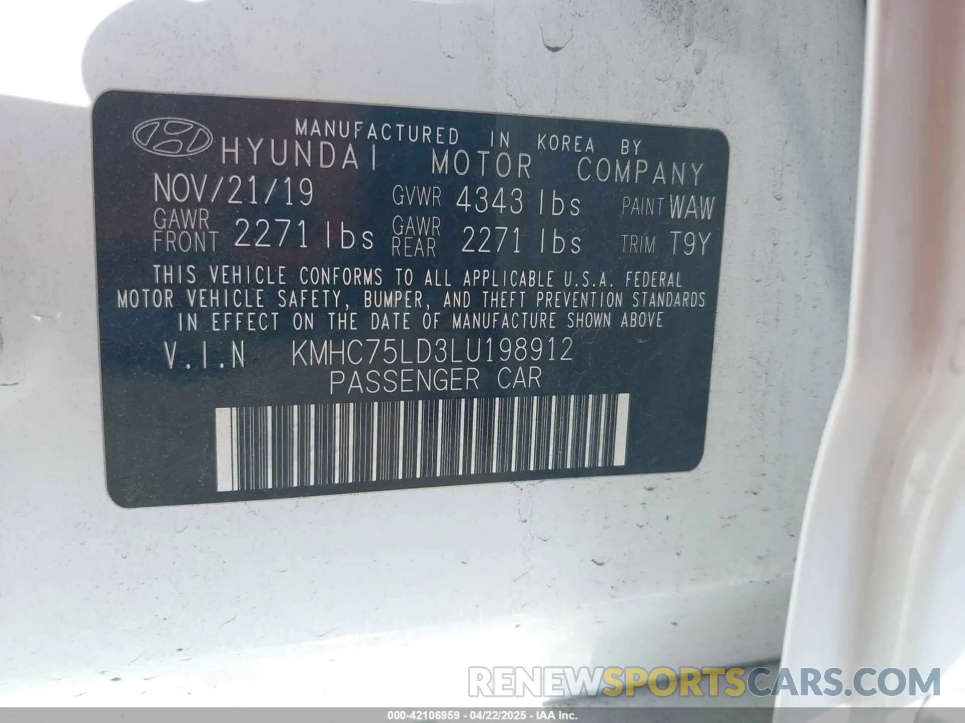 9 Photograph of a damaged car KMHC75LD3LU198912 HYUNDAI IONIQ PLUG-IN HYBRID 2020