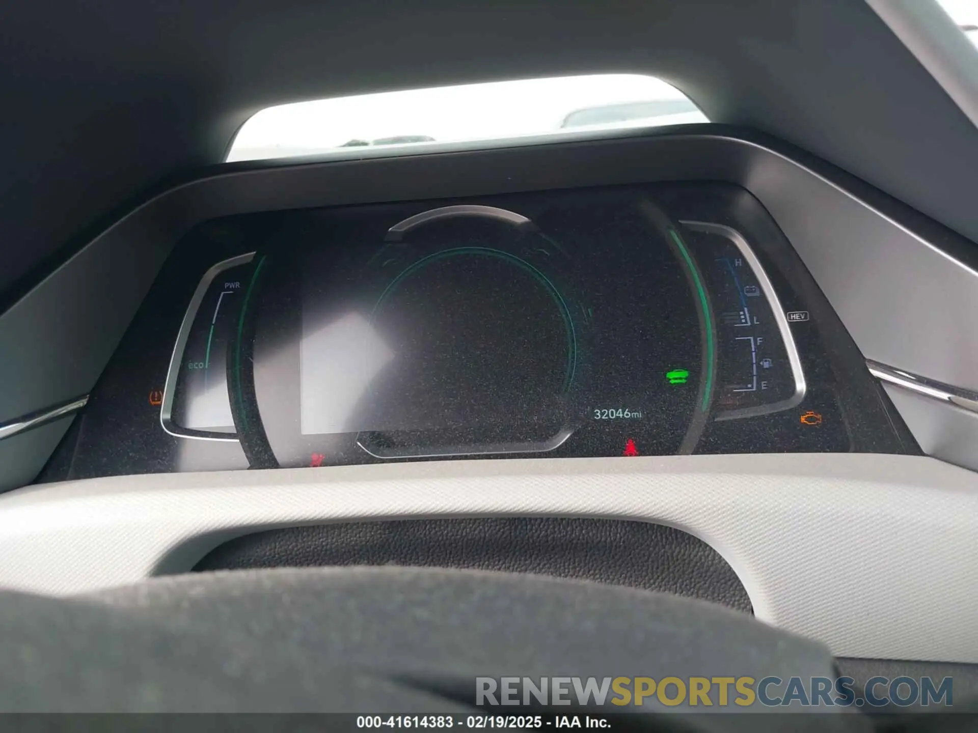 7 Photograph of a damaged car KMHC75LD3LU227308 HYUNDAI IONIQ PLUG-IN HYBRID 2020