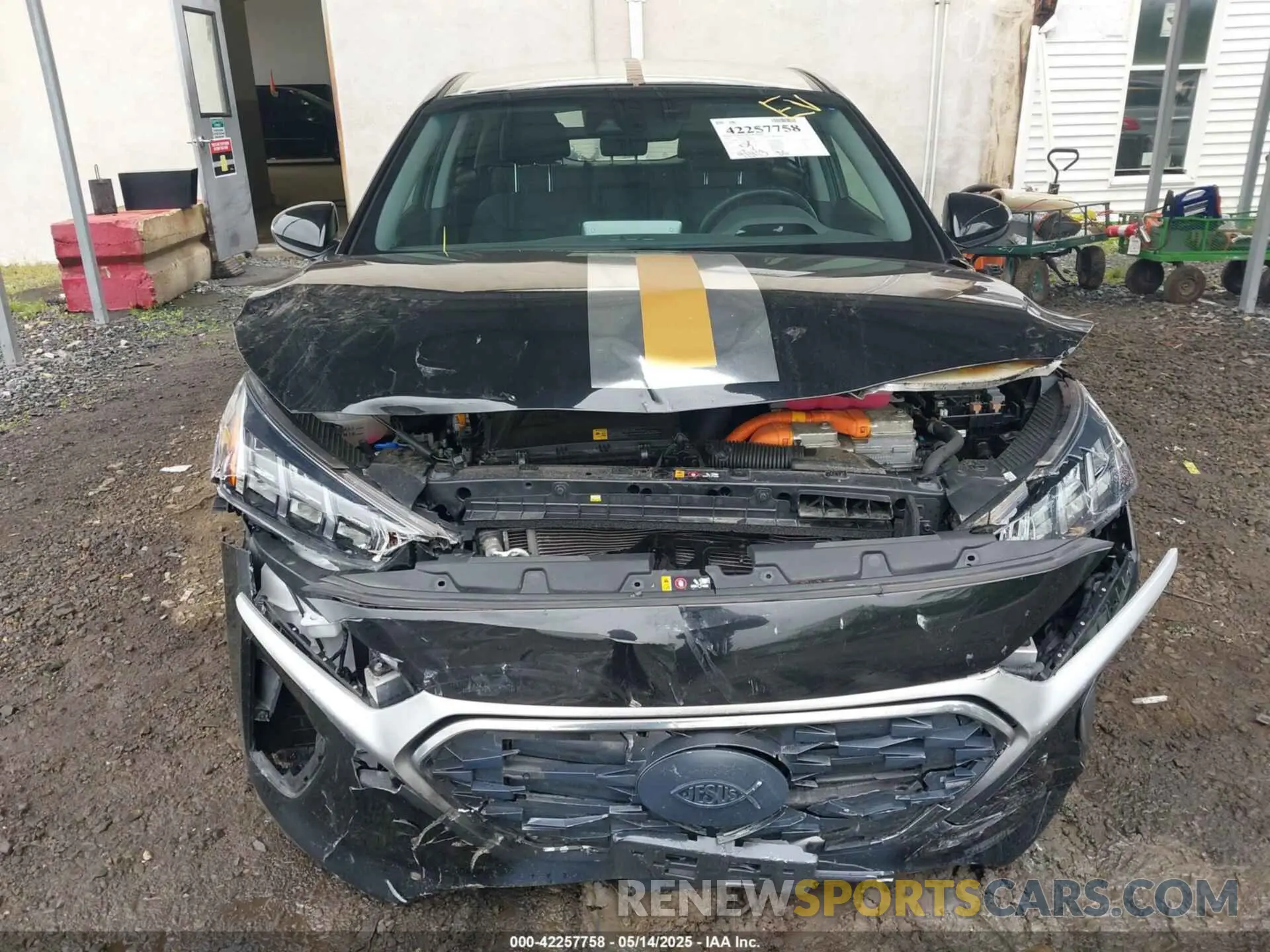 11 Photograph of a damaged car KMHC75LDXMU248190 HYUNDAI IONIQ PLUG-IN HYBRID 2021